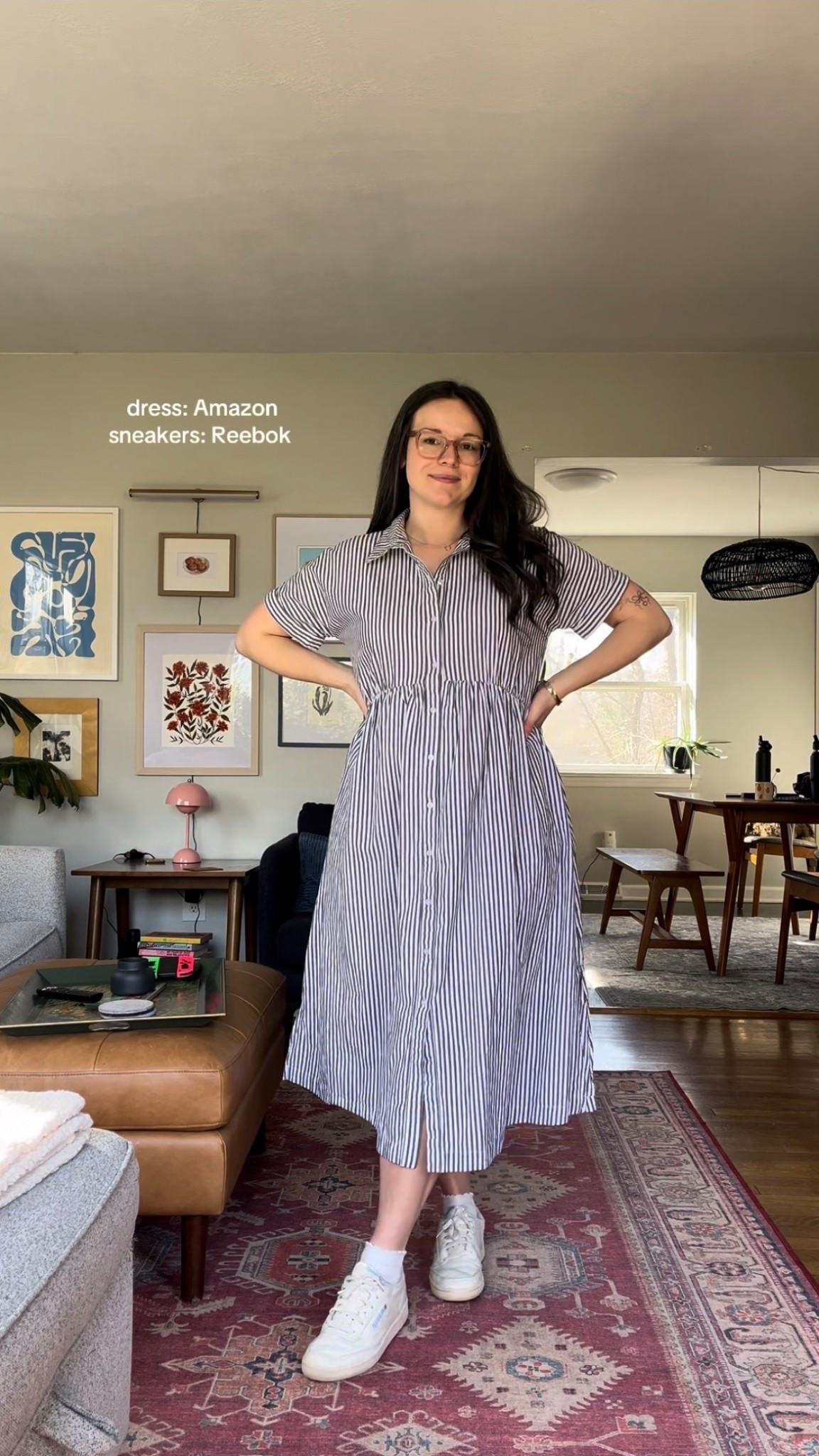 it’s currently snowing (???) but here’s an outfit I wore recently when it was warmer and forgot to post 🙃

dress: Amazon (size L; not great, I know but I looked everywhere for this style of dress so leave me alone)
sneakers: Reebok 

#OOTD #midsize #realisticoutfits #springoutfit 