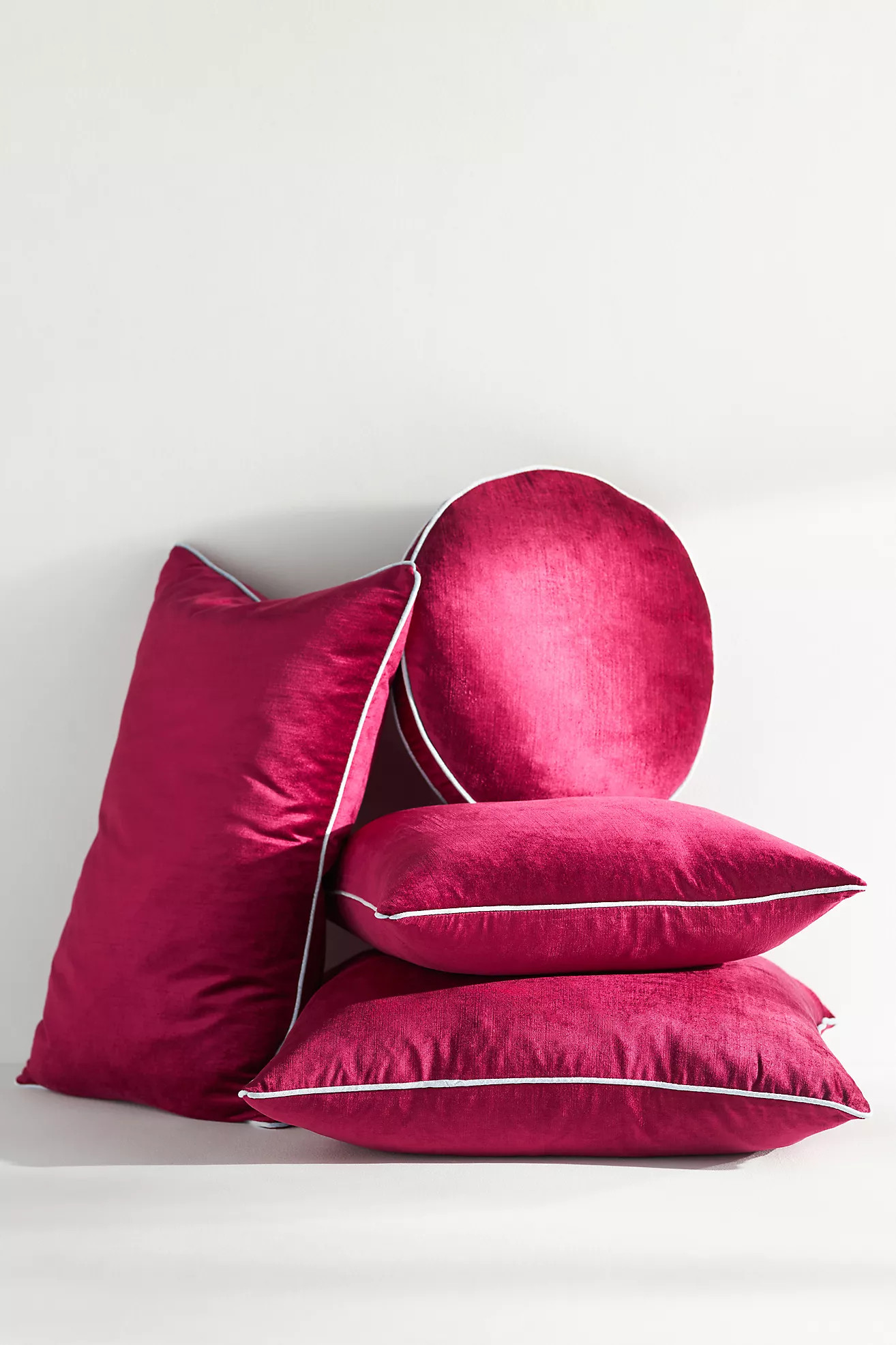 Adelina Velvet Pillow | Anthropologie (US)