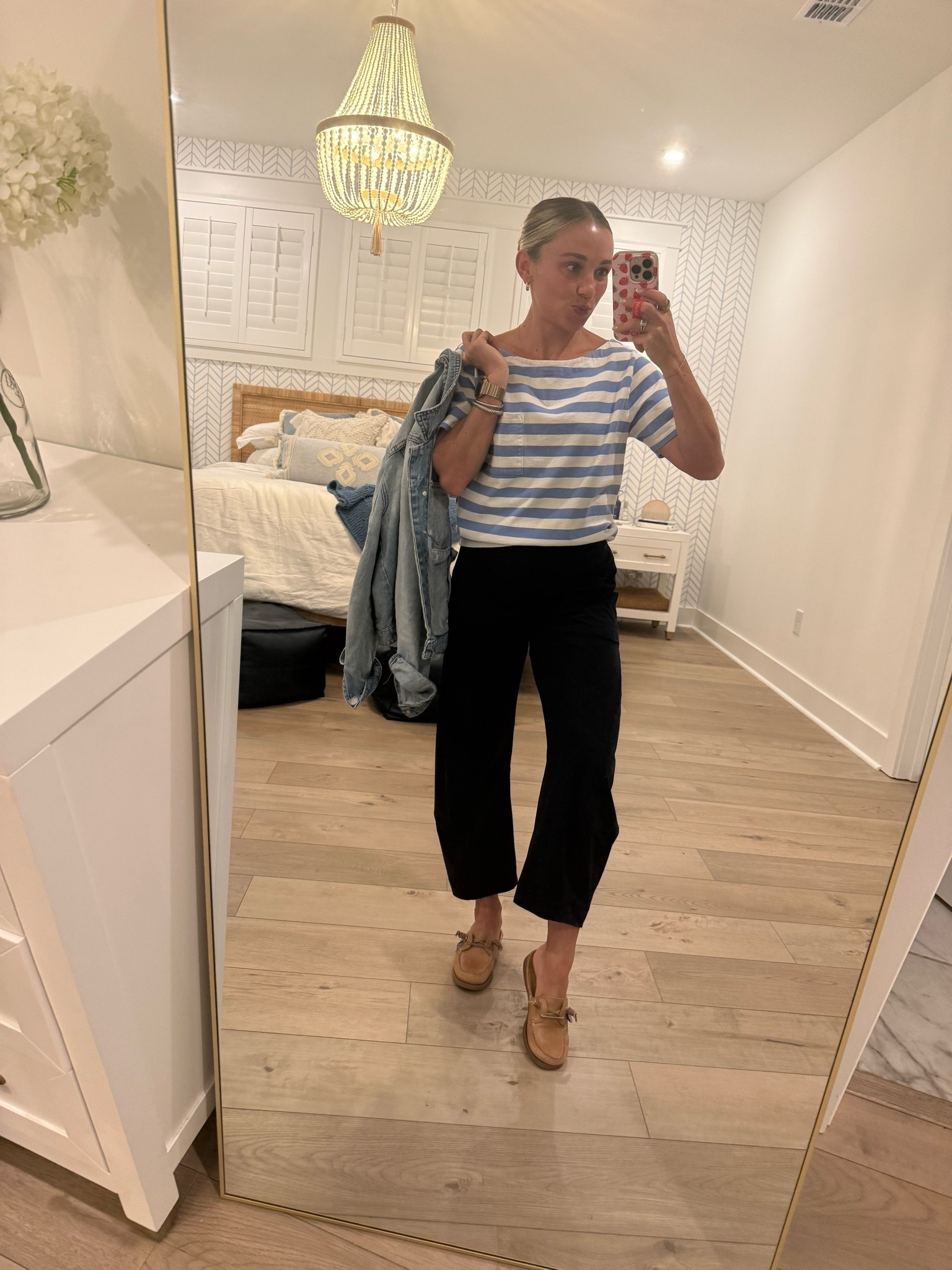 Travel fit; these Ruti joggers are everything. (Linking two pairs of the Amazon dupes too!)

#LTKootd #LTKTravel