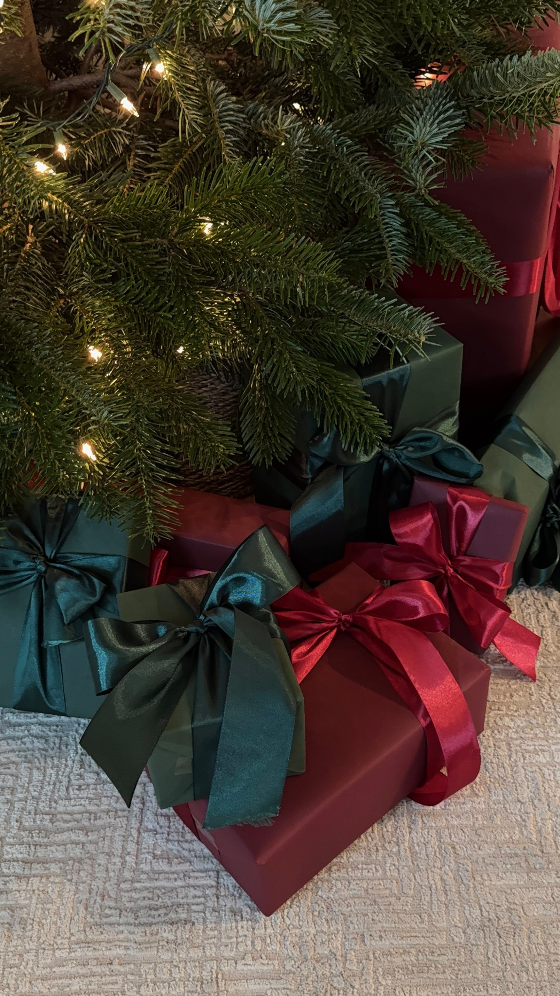 my 2025 wrapping paper 🕯️💋✨ 

#LTKFindsUnder50 #LTKSeasonal #LTKGiftGuide
