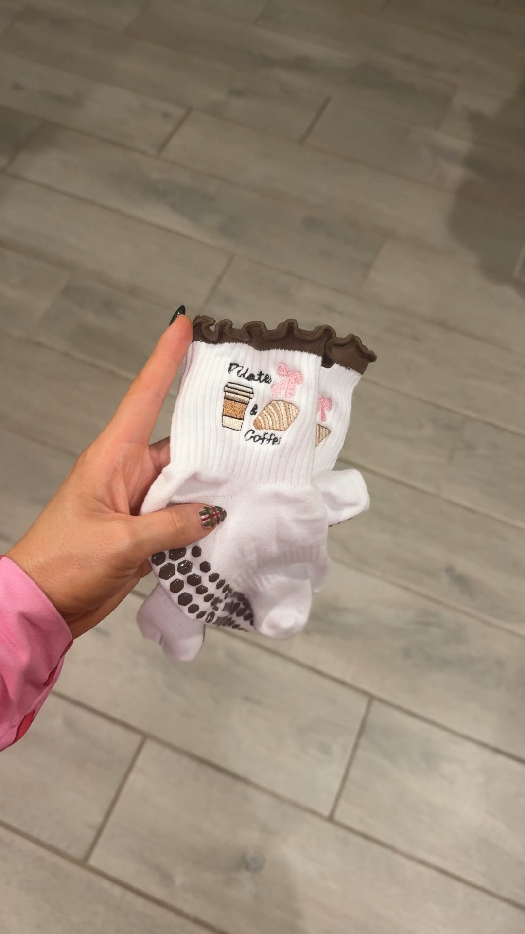 Cutest socks that come in a 2 pack!!

#LTKHoliday #LTKGiftGuide