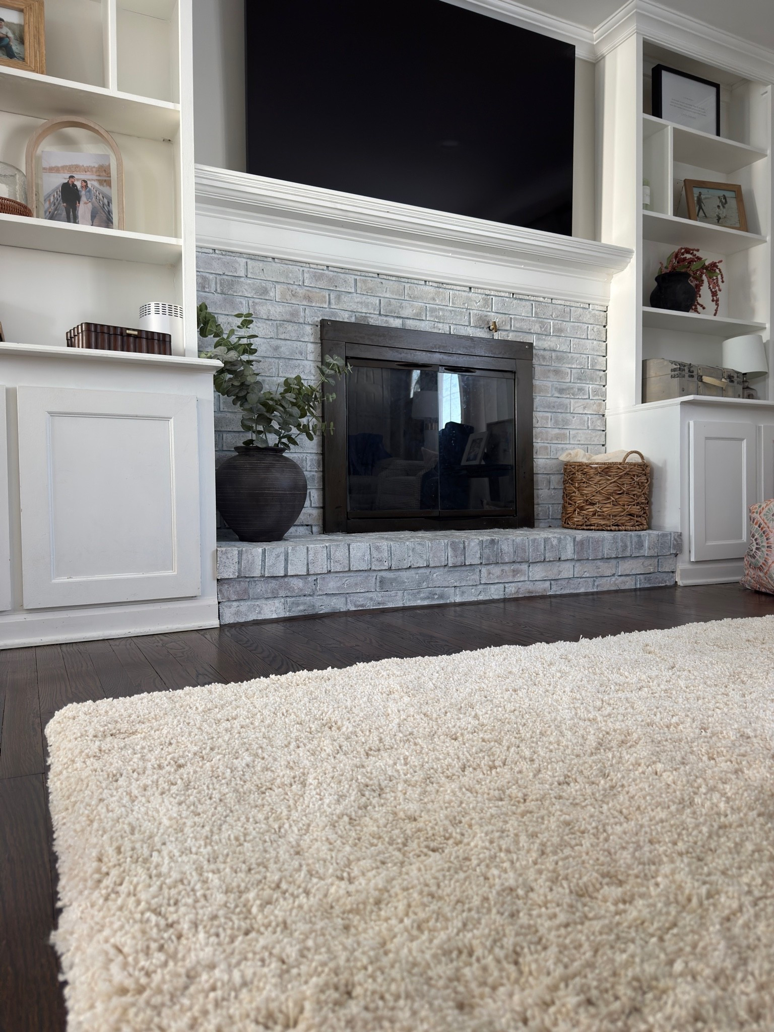 Thick, 2” ivory rug ✨🙌🏼

#LTKSeasonal #LTKHome #LTKOver40