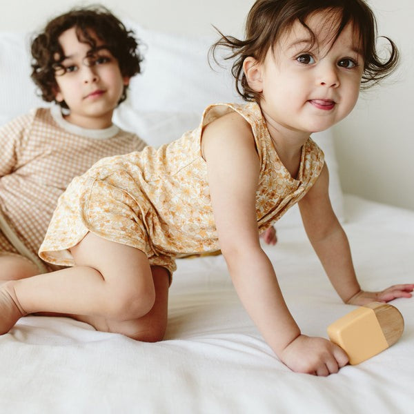 SHORTS | WILDFLOWERS | goumi