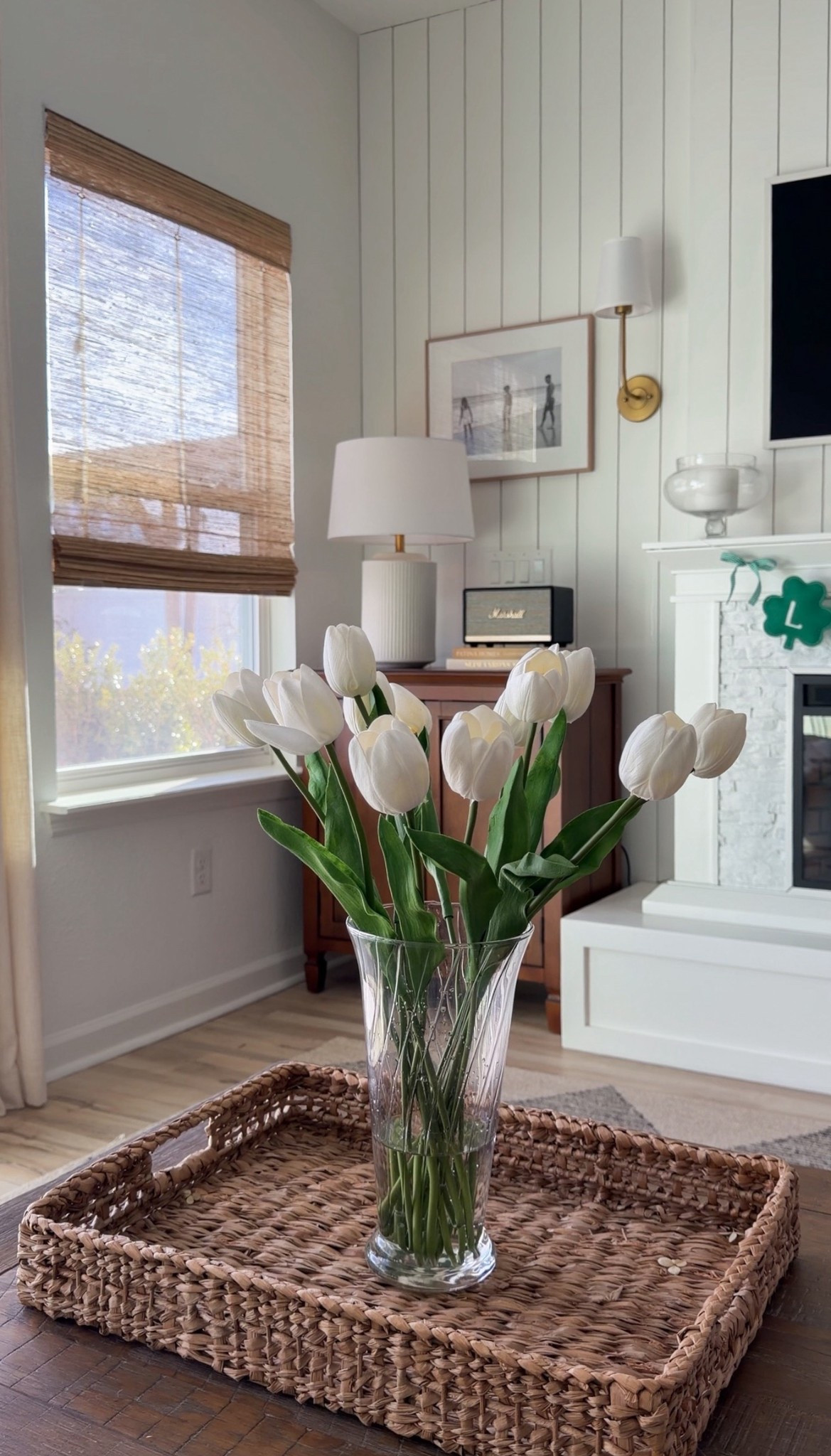 Faux tulips 🌷 Spring livingroom 🌿

#LTKSeasonal #LTKHome