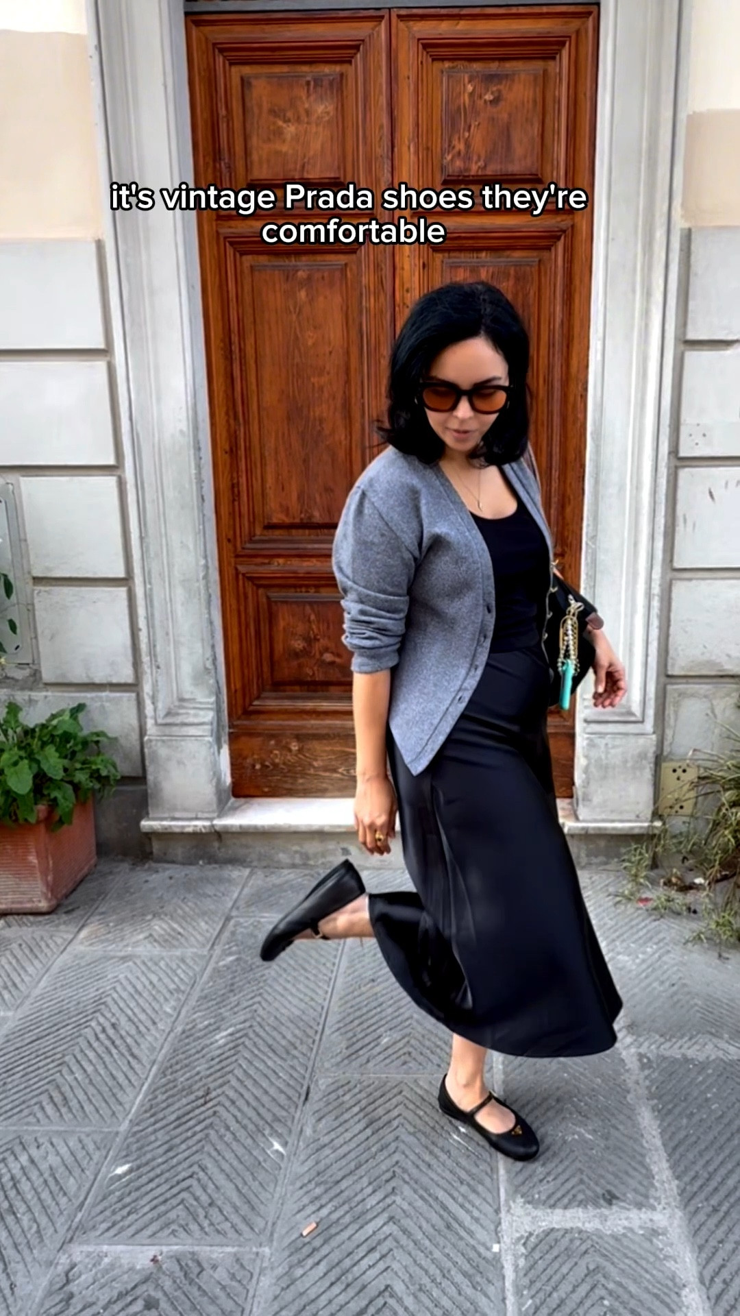 Comfy chic look for Sunday brunch in Florence Italy ☺️


#LTKStyleTip #LTKShoeCrush #LTKItBag