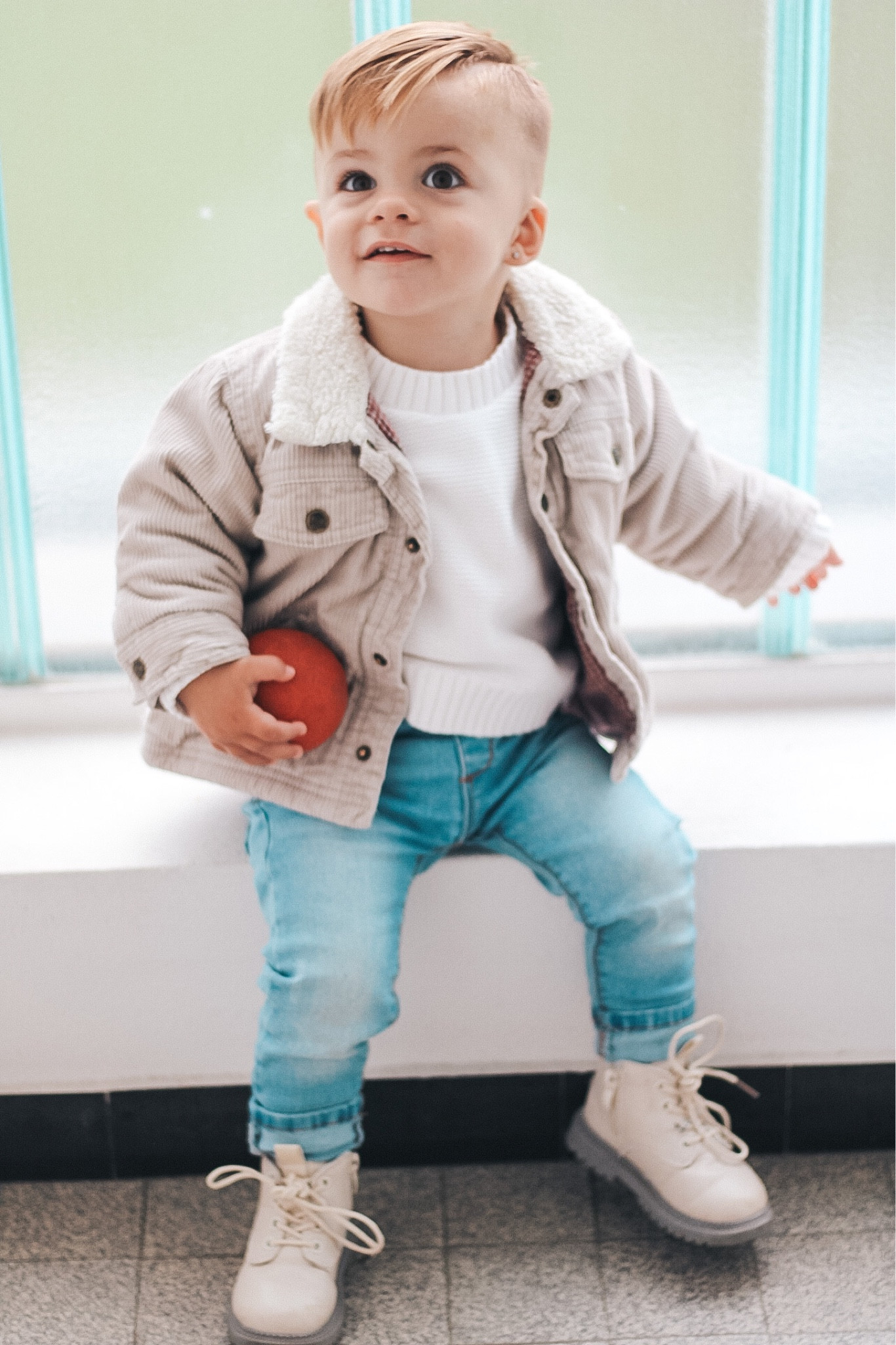Folgen Sie ihm auf Instagram für mehr Outfit-Details @mailo.leandro

Alter auf dem Foto: 20M

Babyboystyke, Baby-Outfit, süße Baby-Kleidung, Herbst-Baby, Baby-Mode

#LTKbaby #LTKkids #LTKFind