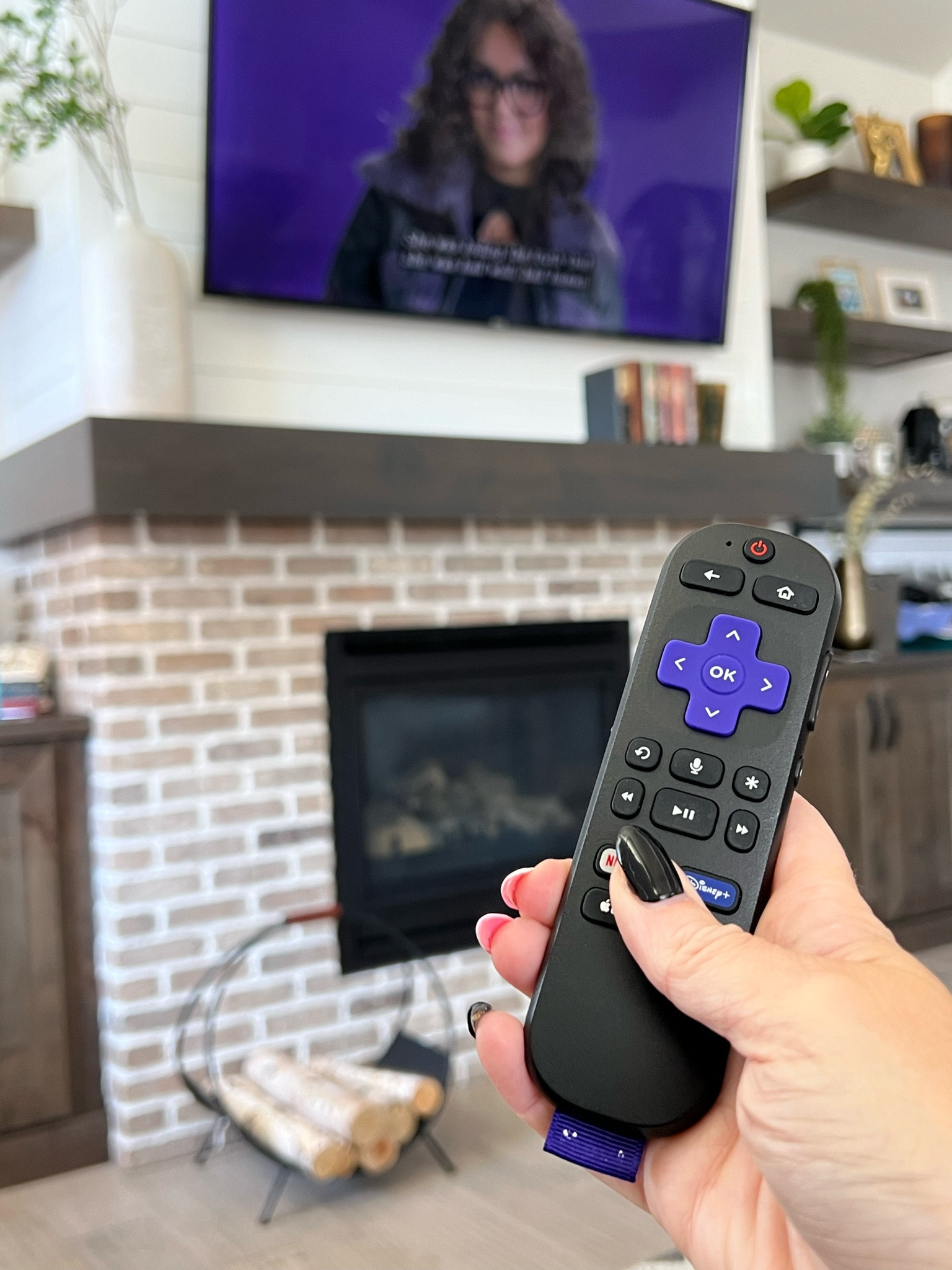 Can you feel the holiday spirit in the air? We're gearing up early this year #walmartpartner  

From fantastic tech gadgets like Roku Express 

 to enchanting home goods like our fav affordable Pots & Pans Set 

Walmart is truly our fairy godmother of shopping this season. Want the top deals sent to you? SAY WALMART! 
Stay ahead, stay calm, and stay in budget with Walmart's hassle-free deals, without any membership required. Transform your sparkly holiday dreams into a budget-friendly reality without compromising or breaking the bank.

 Indulge in value while shopping this festive season without worrying about your wallet. After all, Walmart helps you create unforgettable memories, not expenses. Let's be #budgetsavvy this holiday! 

Who's with me? 
Find my top affordable gift list here on the LTK APP


#LTKGiftGuide #LTKHoliday #LTKHolidaySale