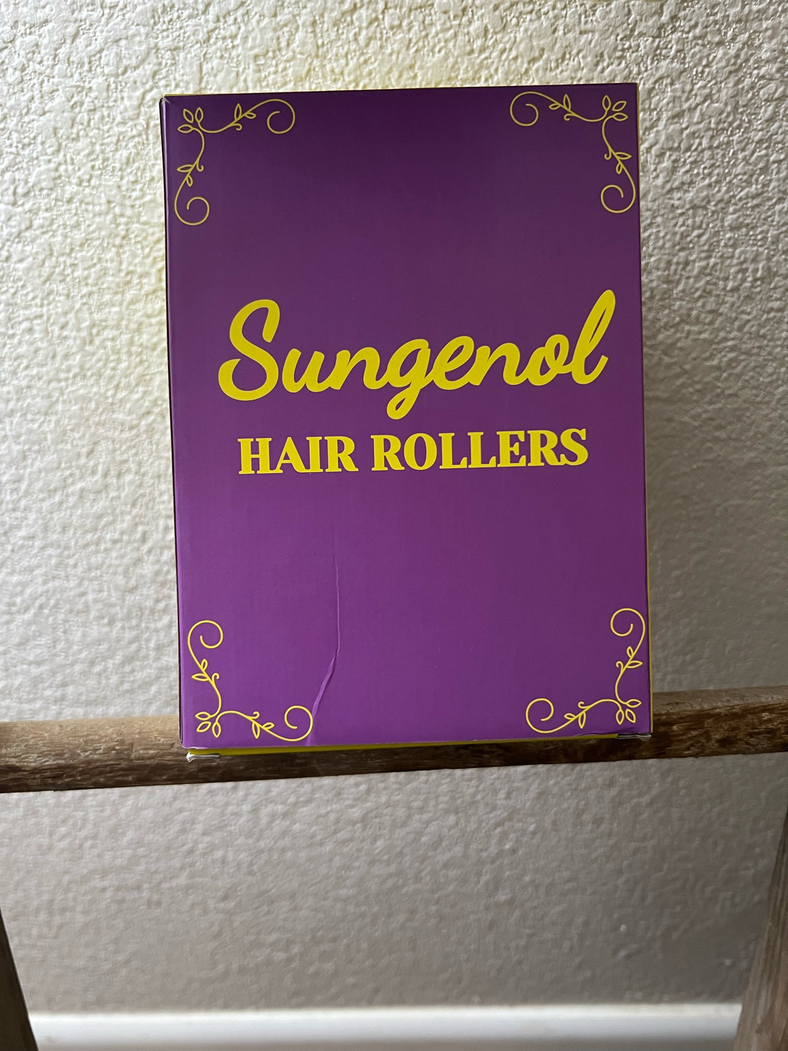 💁🏻‍♀️💜✨
For the hair:) for the big full of volume hair🖤 

#LTKFind #LTKparties #LTKstyletip