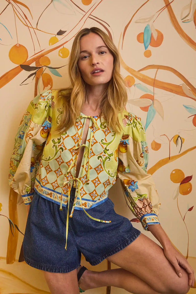 Katie Top | Hunter Bell