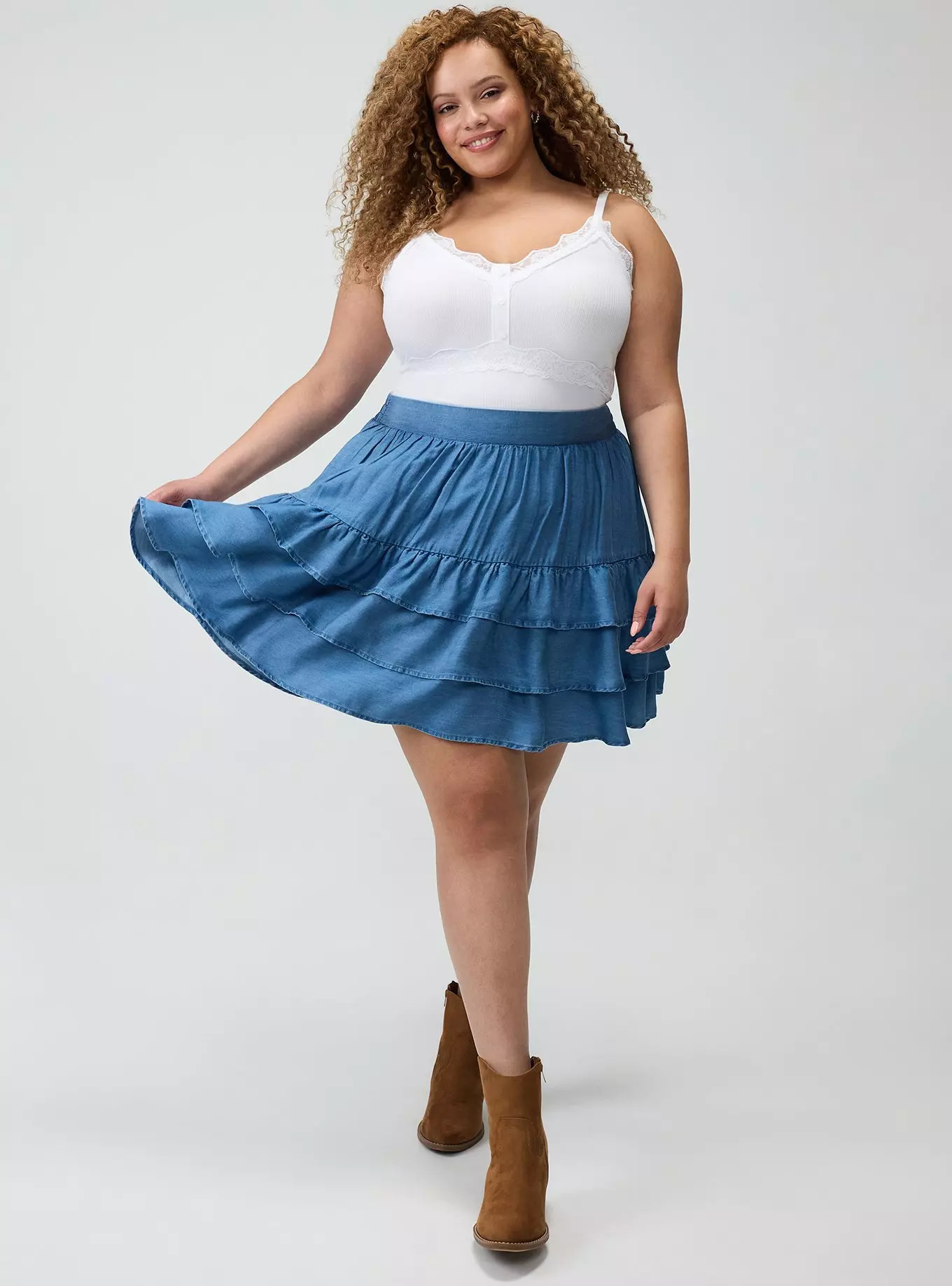 Chambray Tiered Mini Skirt | Torrid (US & Canada)