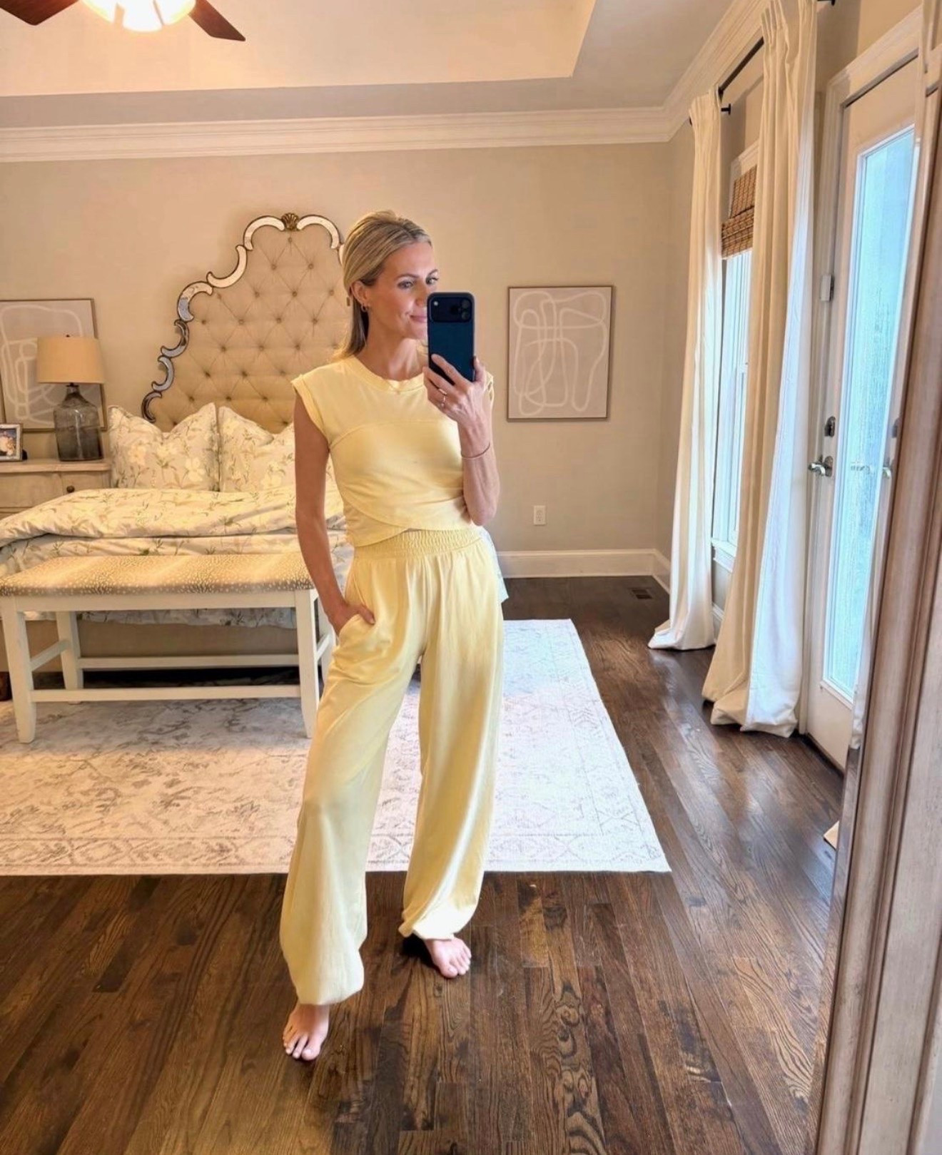 Such a cute lounge outfit for transitioning into fall! I keep wanting to order this in more colors it's so easy to throw on and run out the door!

#LTKootd #LTKdayinmylife #LTKgrwm