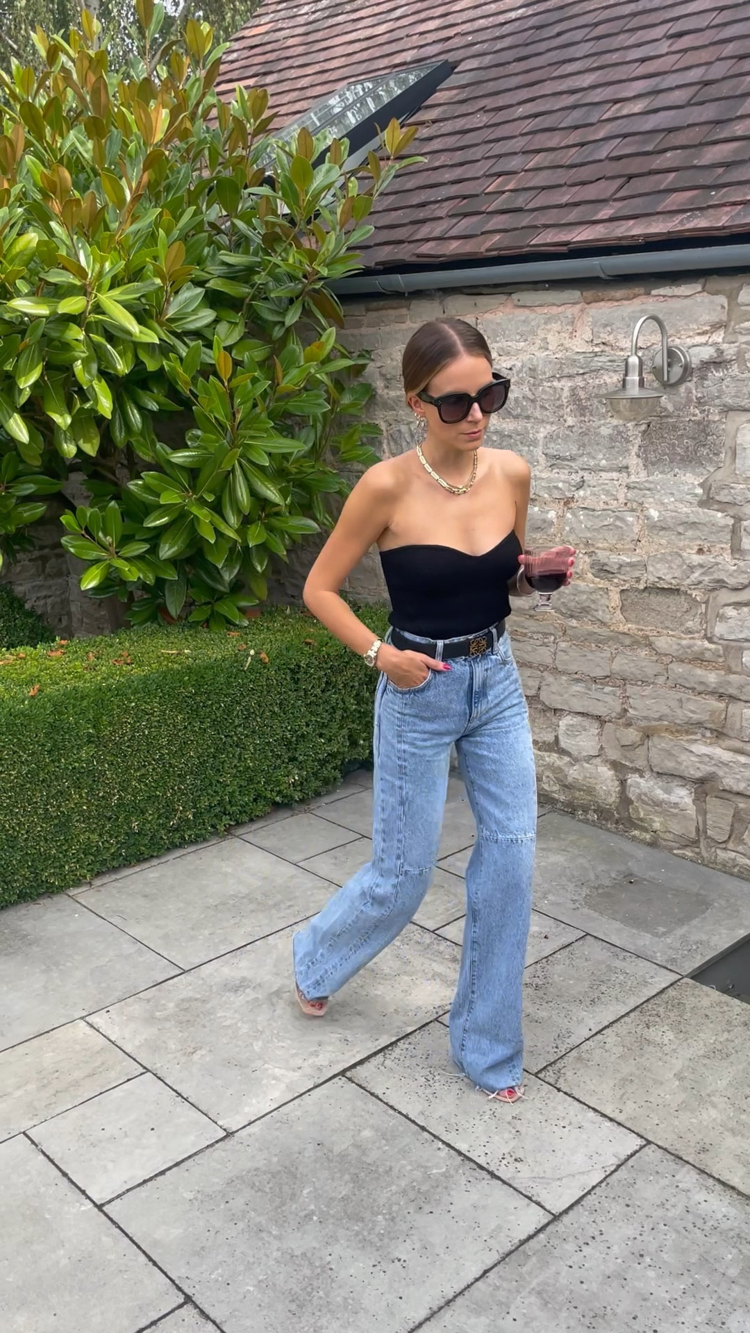 Bank holiday weekend look with easy high-waisted Mango jeans and knitted Mango strapless bandeau top with classic Loewe reversible belt and Celine sunglasses 🖤

#LTKeurope #LTKSeasonal #LTKunder50