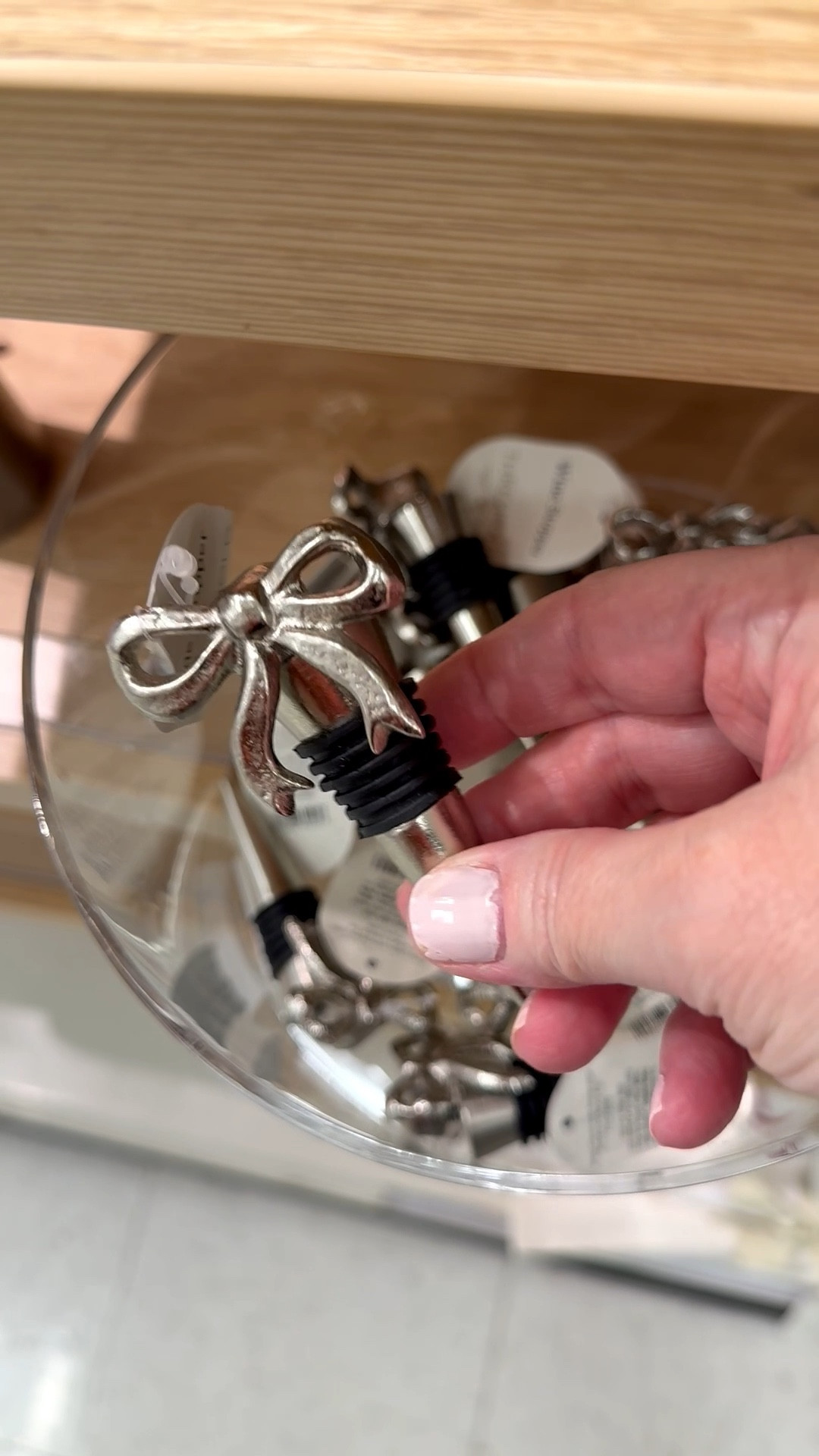 I love bottle stoppers and this bow stopper is the cutest one I’ve seen for Valentine’s and Galentine’s. Use it in alcoholic and non-alcoholic bottles. The entire bow collection is adorable. 🎀

#bottlestopper #bowstopper #valentinesdecor #galentines #galentinesparty #hostingessentials #winebottlestopper #wetbar #beveragebar

#LTKValentine #LTKSeasonal #LTKHome