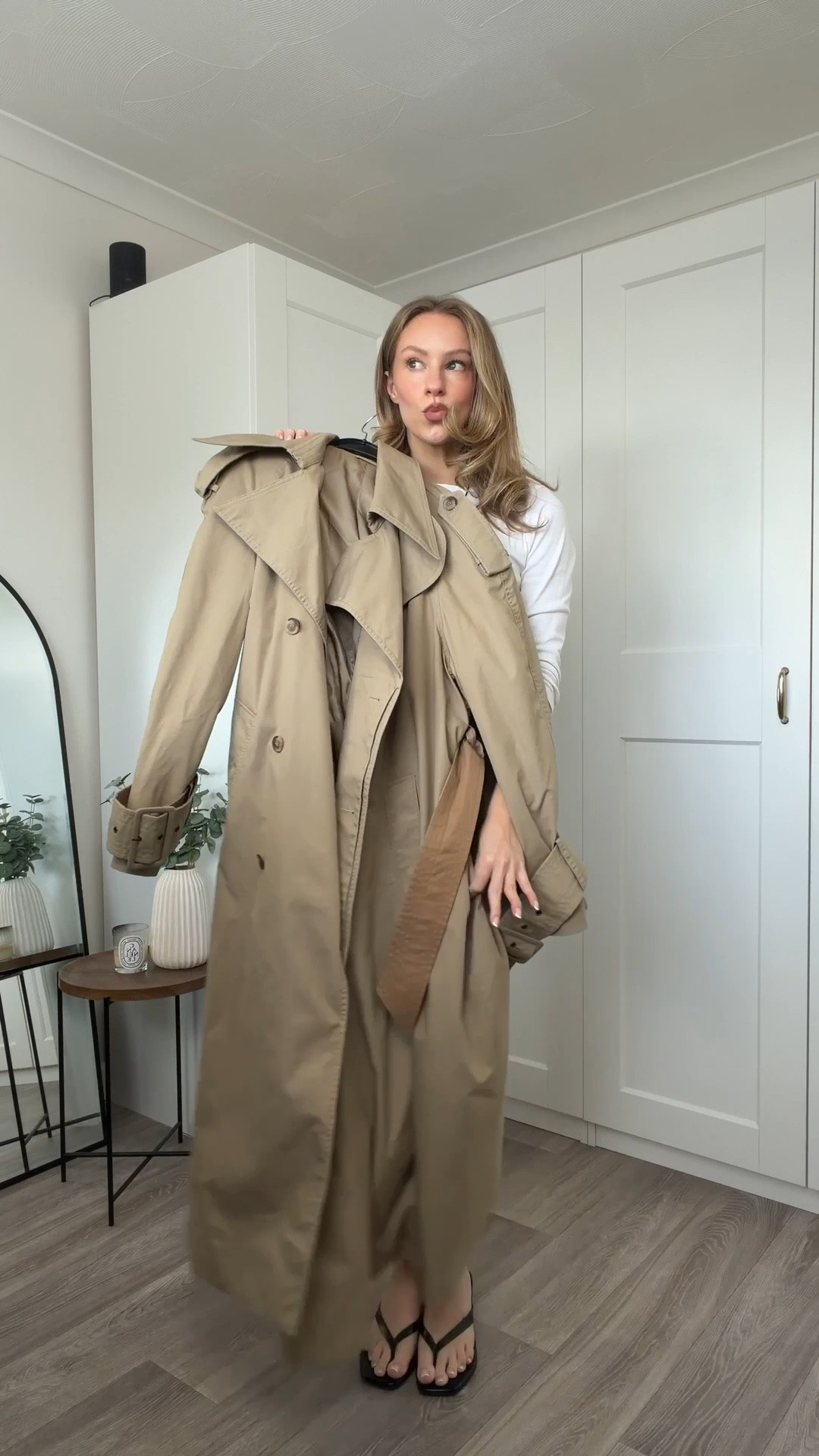 Trench coat outfit, capris, autumn outfit, fall outfit

#LTKuk #LTKautumn #LTKstyletip