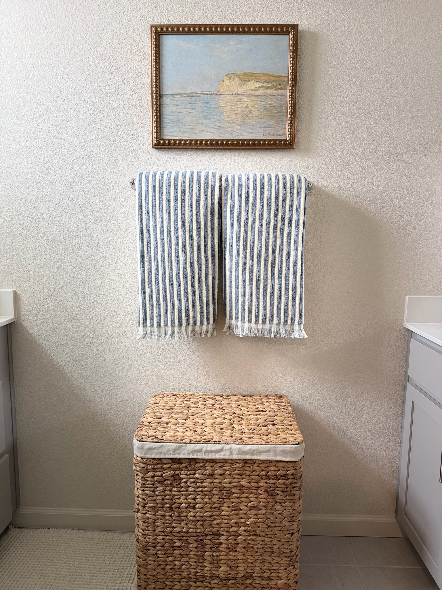 Added new art and towels in my bathroom!!

#LTKHome