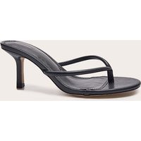Black Pu Toe Thong Heeled Mules, Black | PrettyLittleThing UK