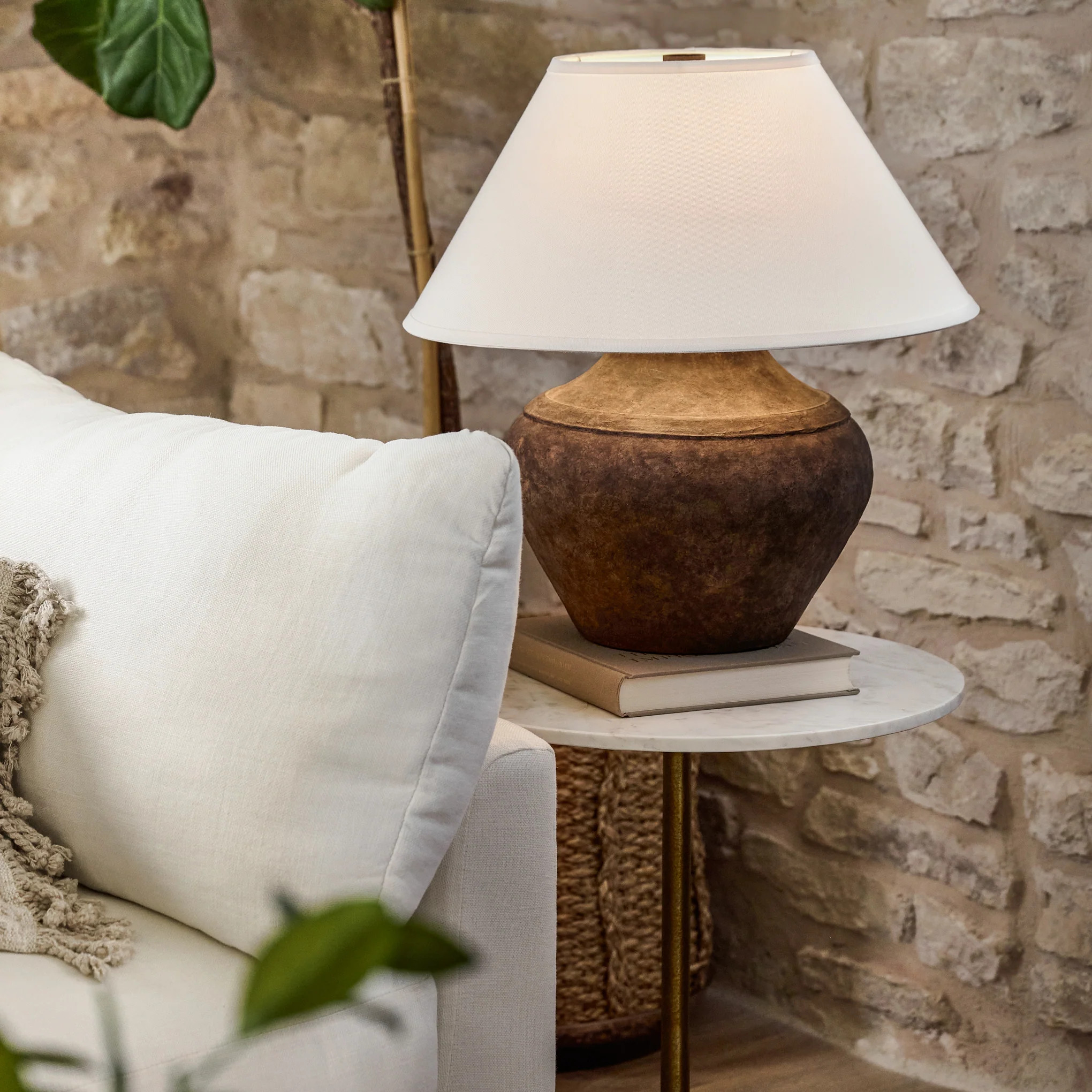 Valencia Table Lamp | Magnolia