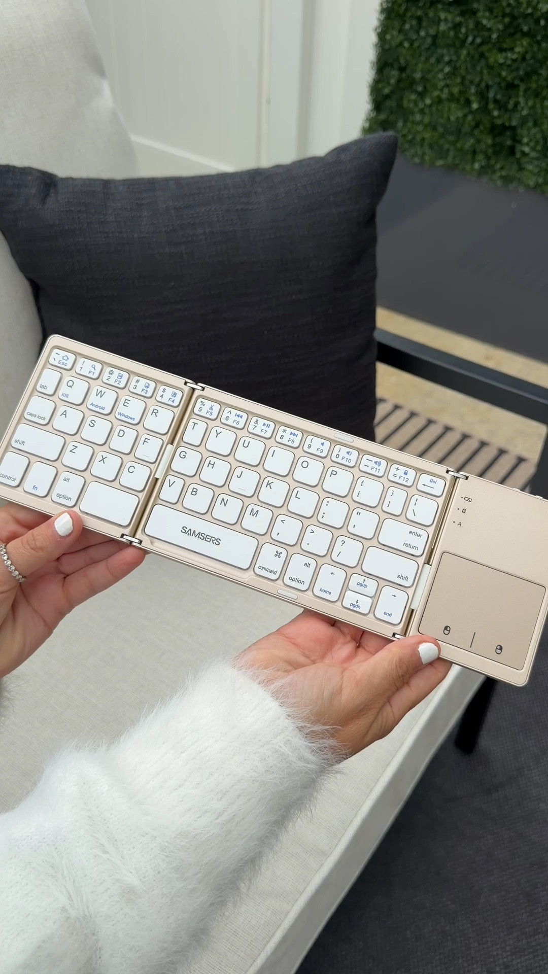 Foldable Bluetooth key board now 30% off