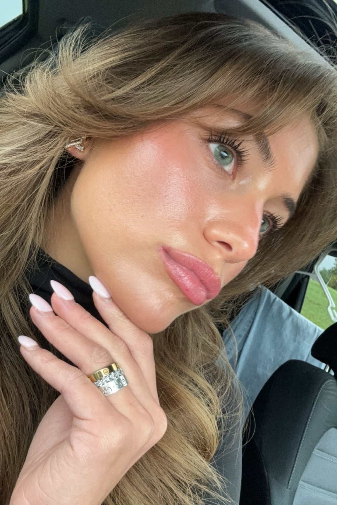 Glowy makeup 💄 

#LTKStyleTip #LTKBeauty