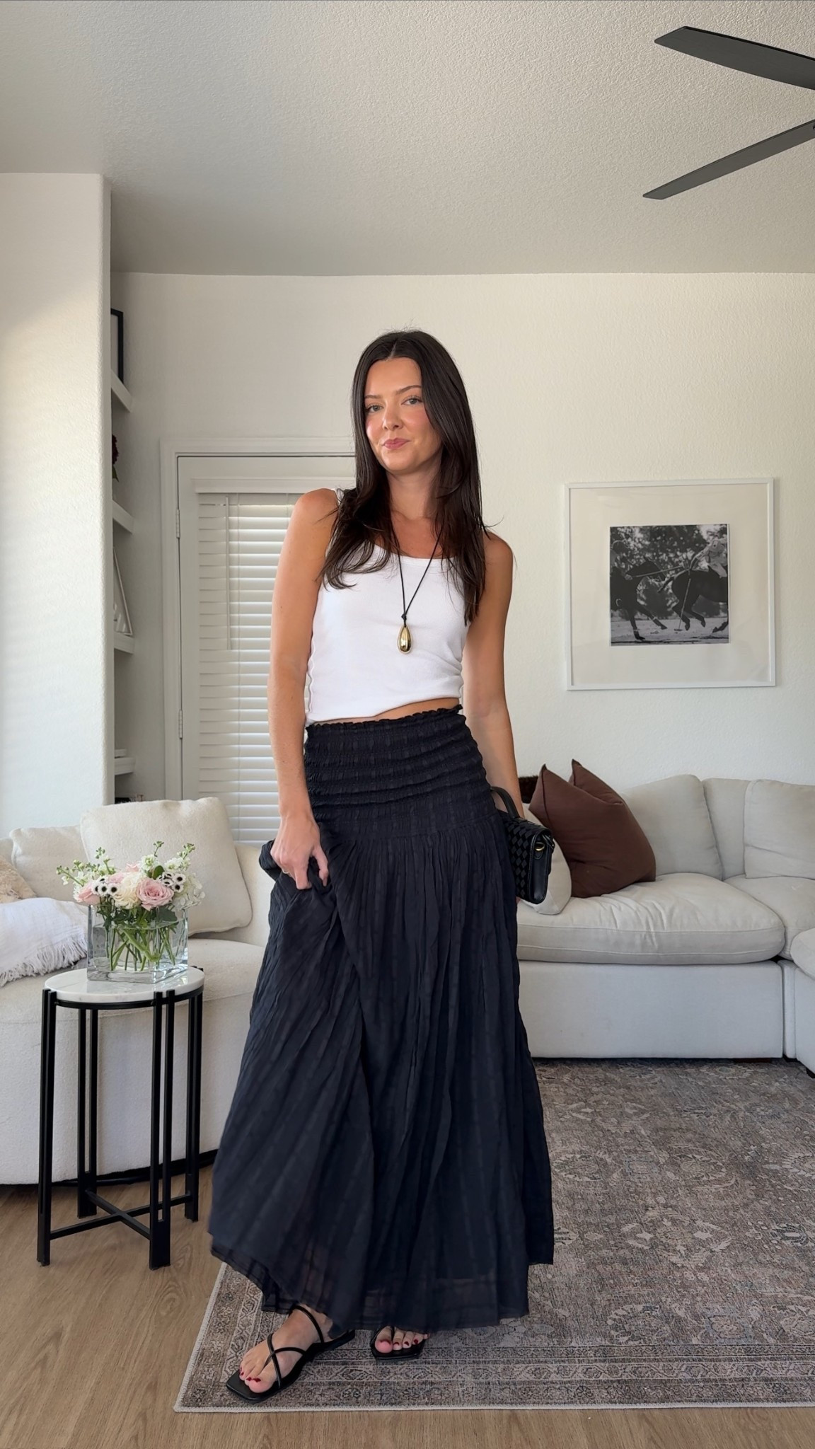 I’m 5’7” wearing a small in the tank top and XS in the skirt! 