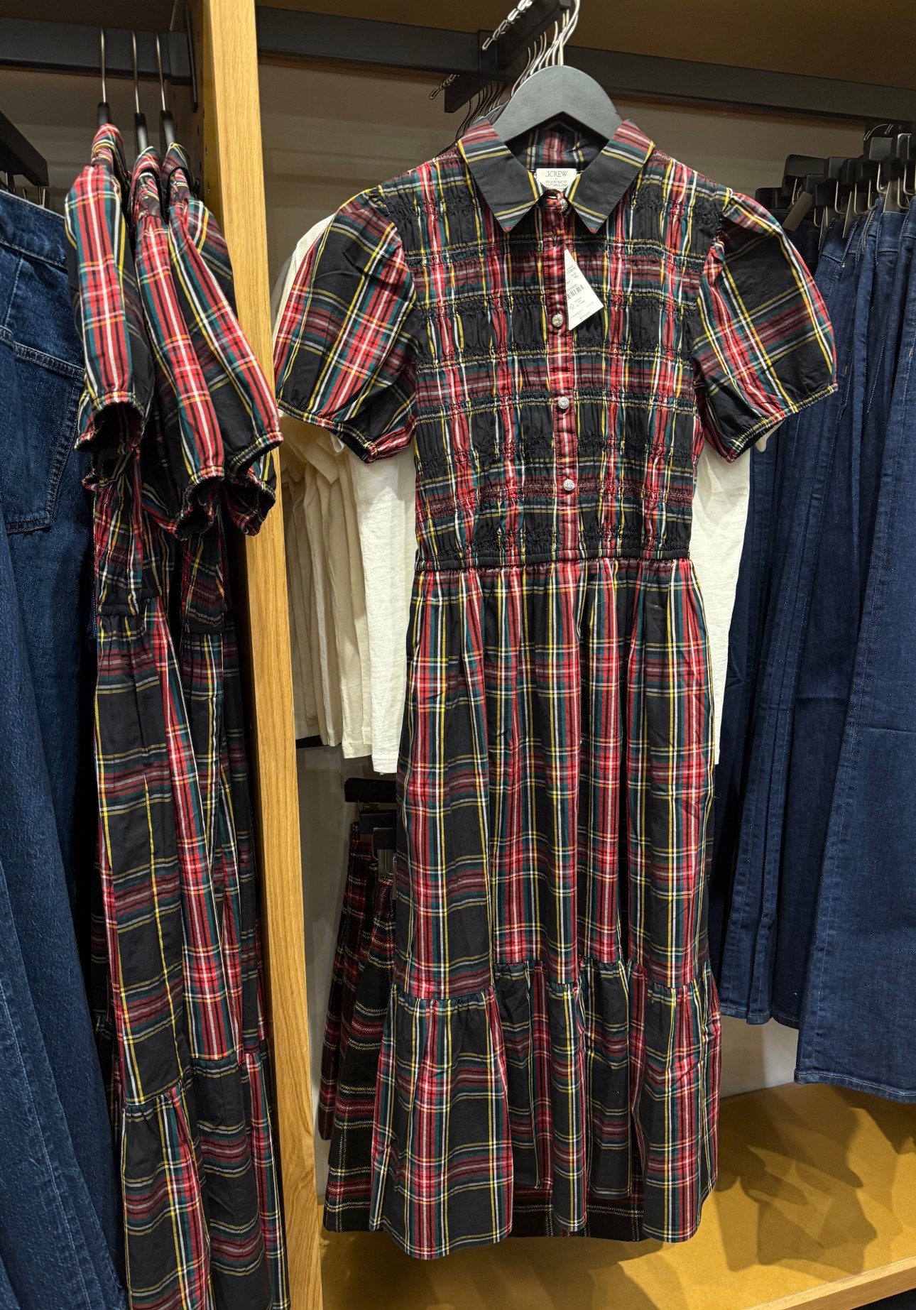 Adorable & affordable holiday dress! ❤️