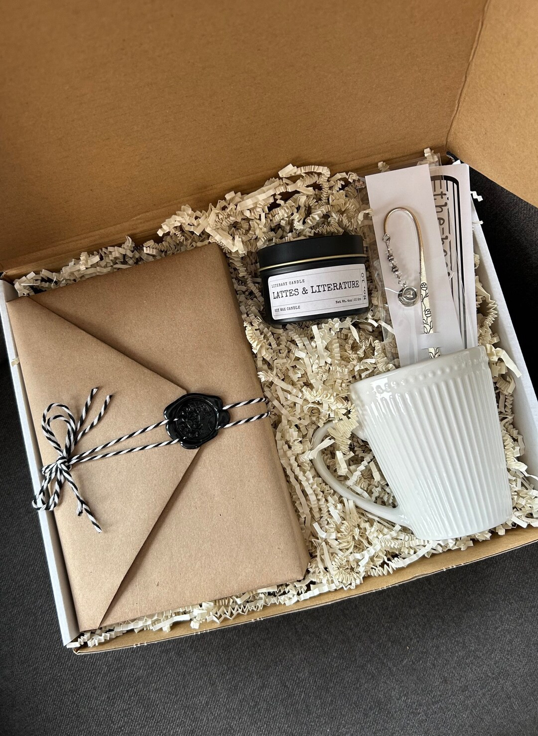 Blind Date With a Book Box, Mystery Book Box, Book Lover Gift Box, Gifts for Readers, Bookworm Gi... | Etsy (US)