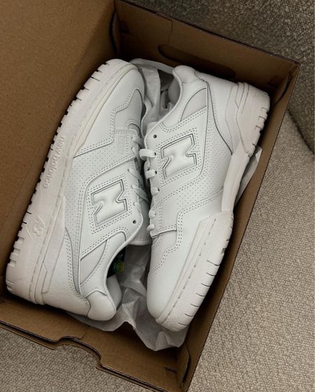 New balance, white sneakers, white shoes, casual shoes 

#LTKshoecrush #LTKFind #LTKfit