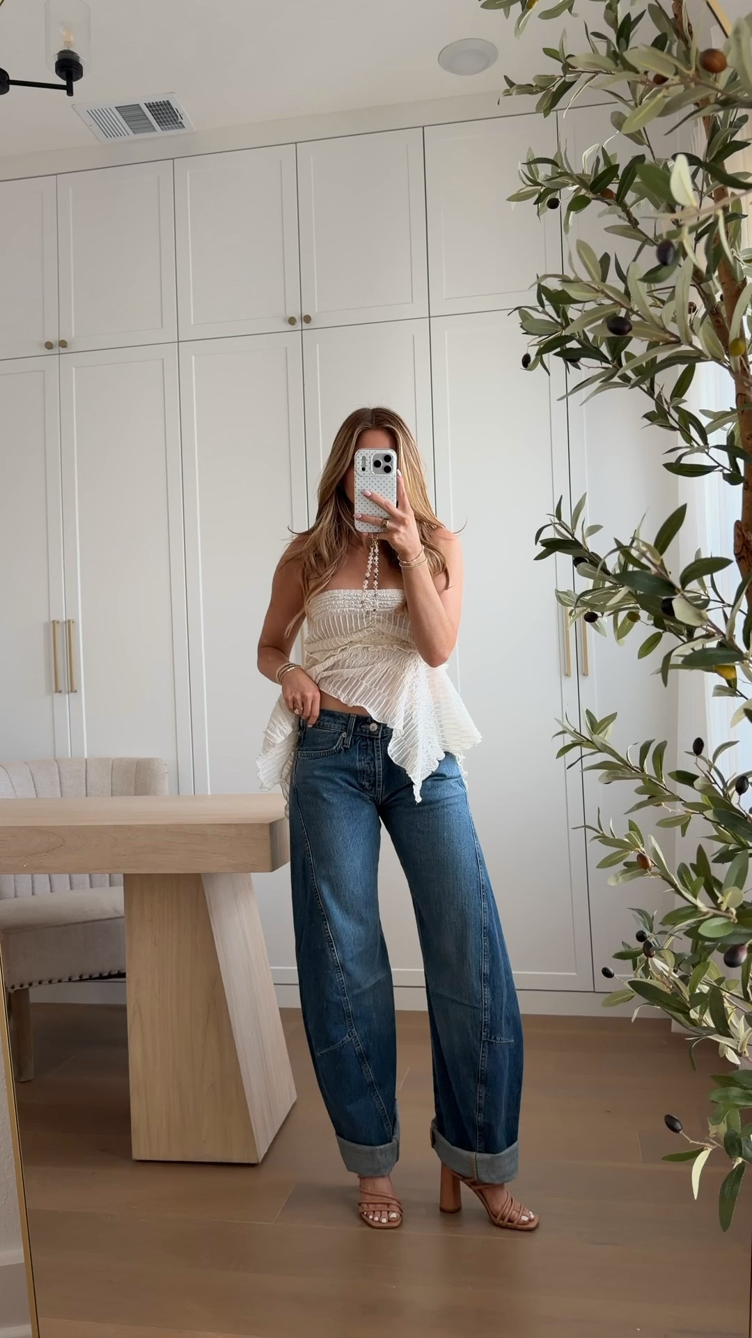 top: xs // jeans: 25 // heels: old, nine west i think!