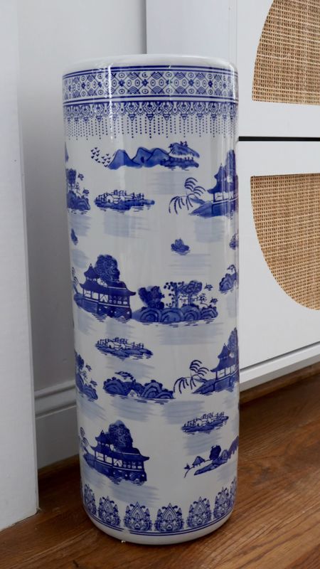 One of my favorite things in our entryway? An umbrella stand! This one from Amazon is great because it’s nice and tall so it hides the umbrellas - making everything look nice and neat. 

Plus it’s on sale as of posting! 

Blue and white, chinoiserie, grandmillennial, preppy, traditional home decor, home decor, Amazon find, Amazon home 

#LTKSaleAlert #LTKFindsUnder100 #LTKHome