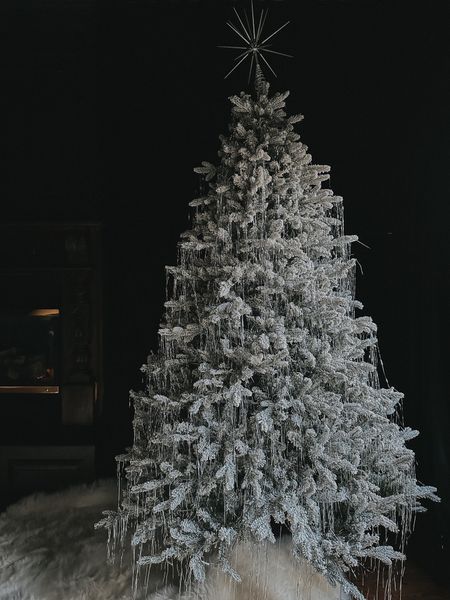 White flocked Christmas tree with retro tinsel of my dreams 

#LTKHoliday #LTKhome #LTKSeasonal