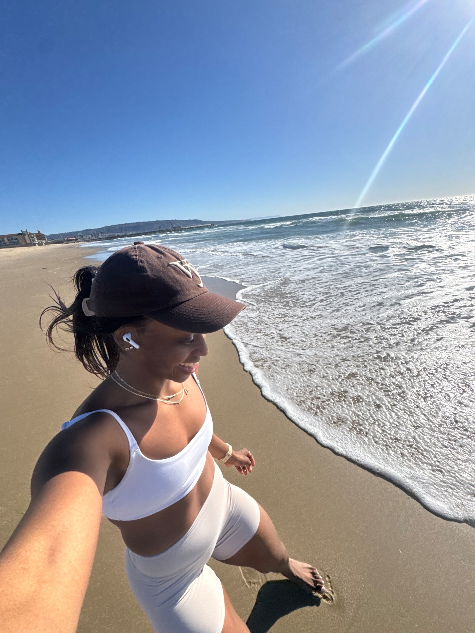 Enjoying the sunshine 😎☀️

Wearing an XS in both @shopvitality 