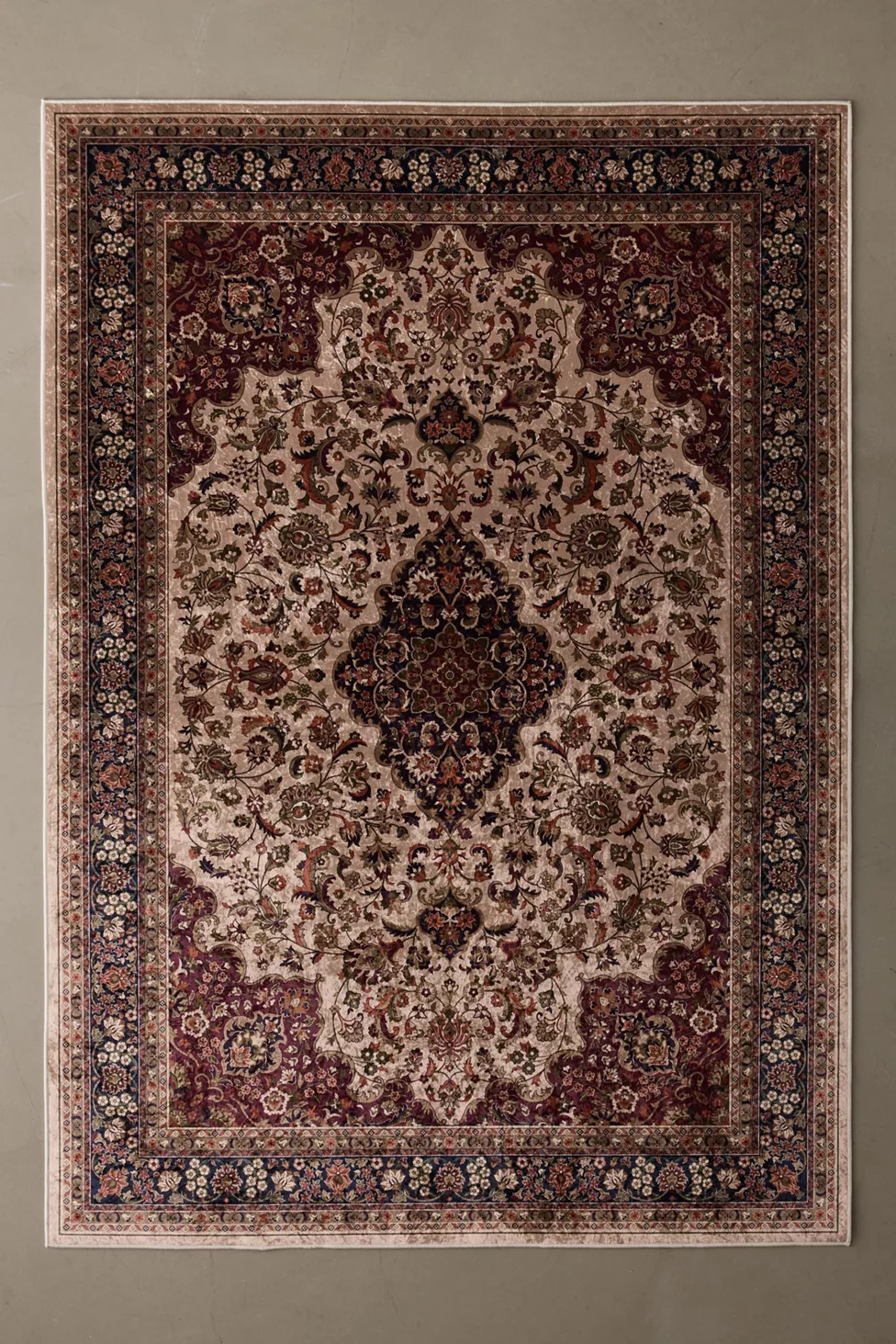 Easton Medallion Printed Rug | Urban Outfitters (US and RoW)