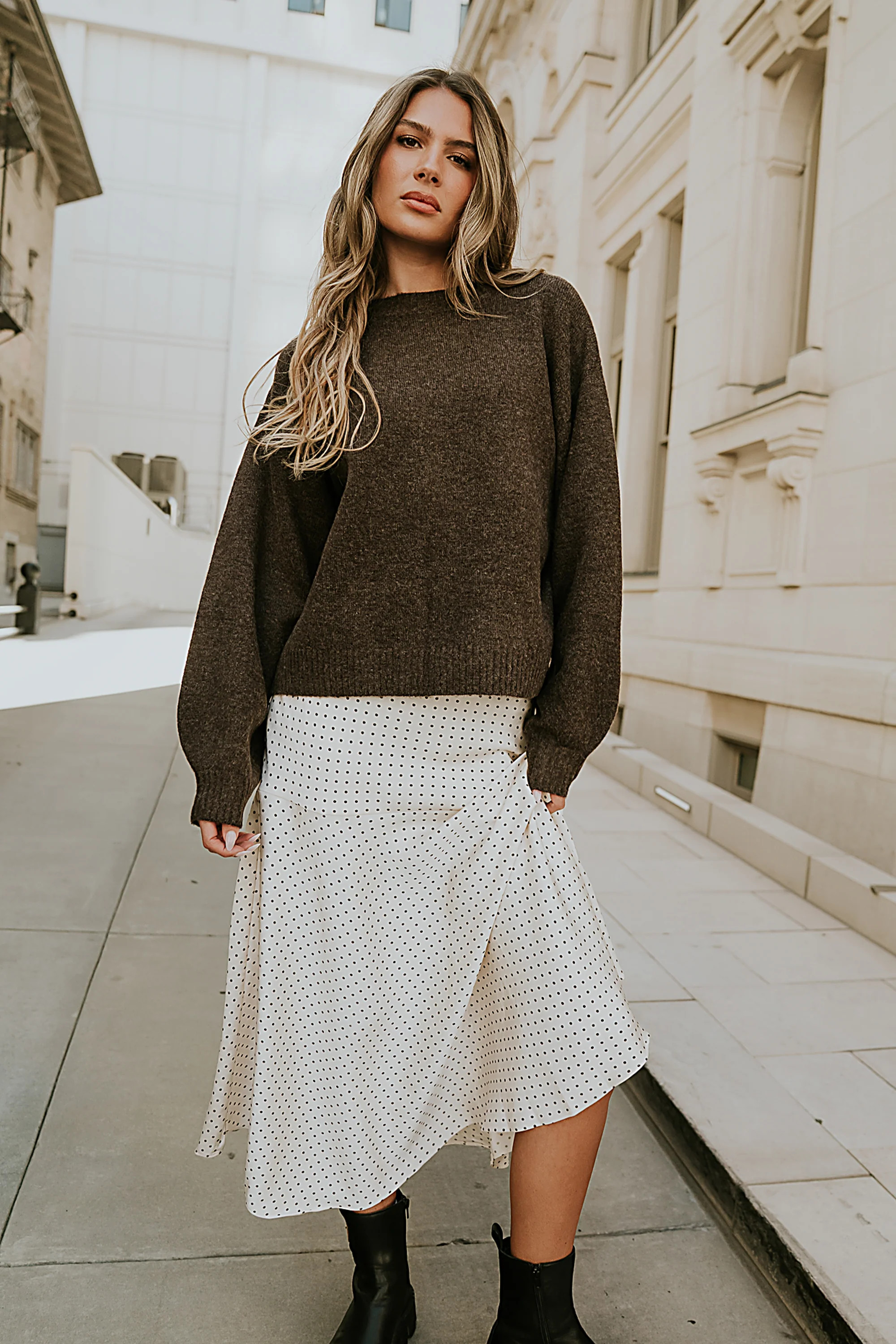 Josey Oversized Sweater in Brown | Böhme US