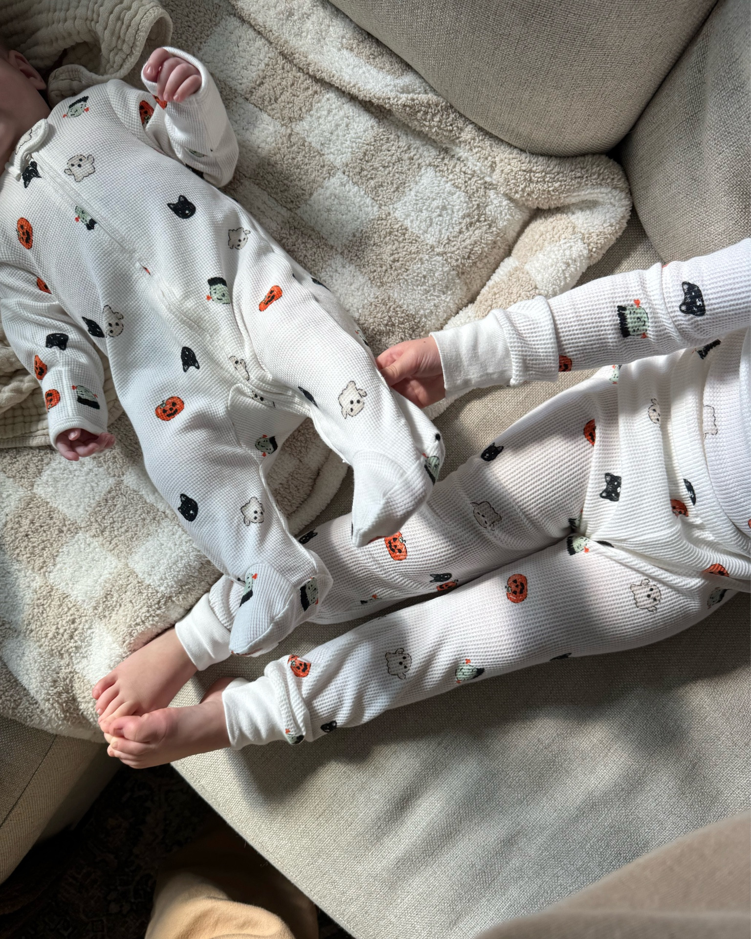 Limited sizes left on these but matching Halloween PJS for so affordable! The kids were so cute in them! 👻🐈‍⬛🎃🧟‍♂️

Carter’s, Halloween pajamas, thermal PJs, sibling matching 

#LTKFamily #LTKHalloween #LTKBaby