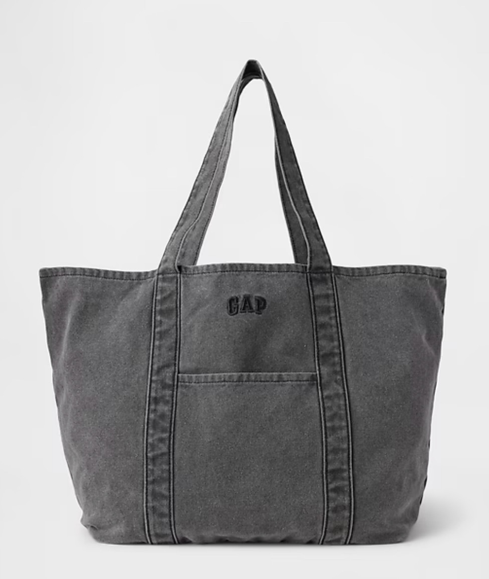New favorite tote #athleisure #tote #vintage 

#LTKFindsUnder50 #LTKFitness #LTKTravel