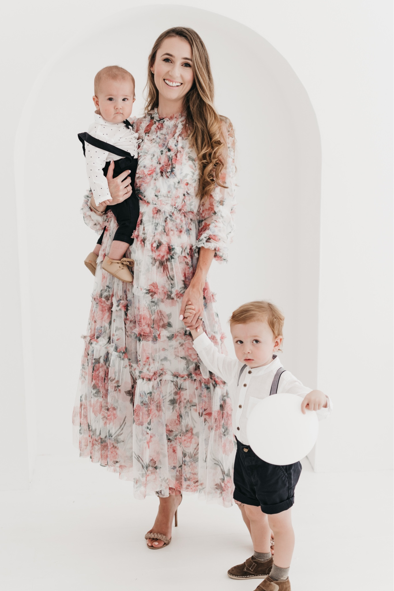 Christmas dressing evening wear  🩷💐



#LTKParties #LTKWedding #LTKHoliday