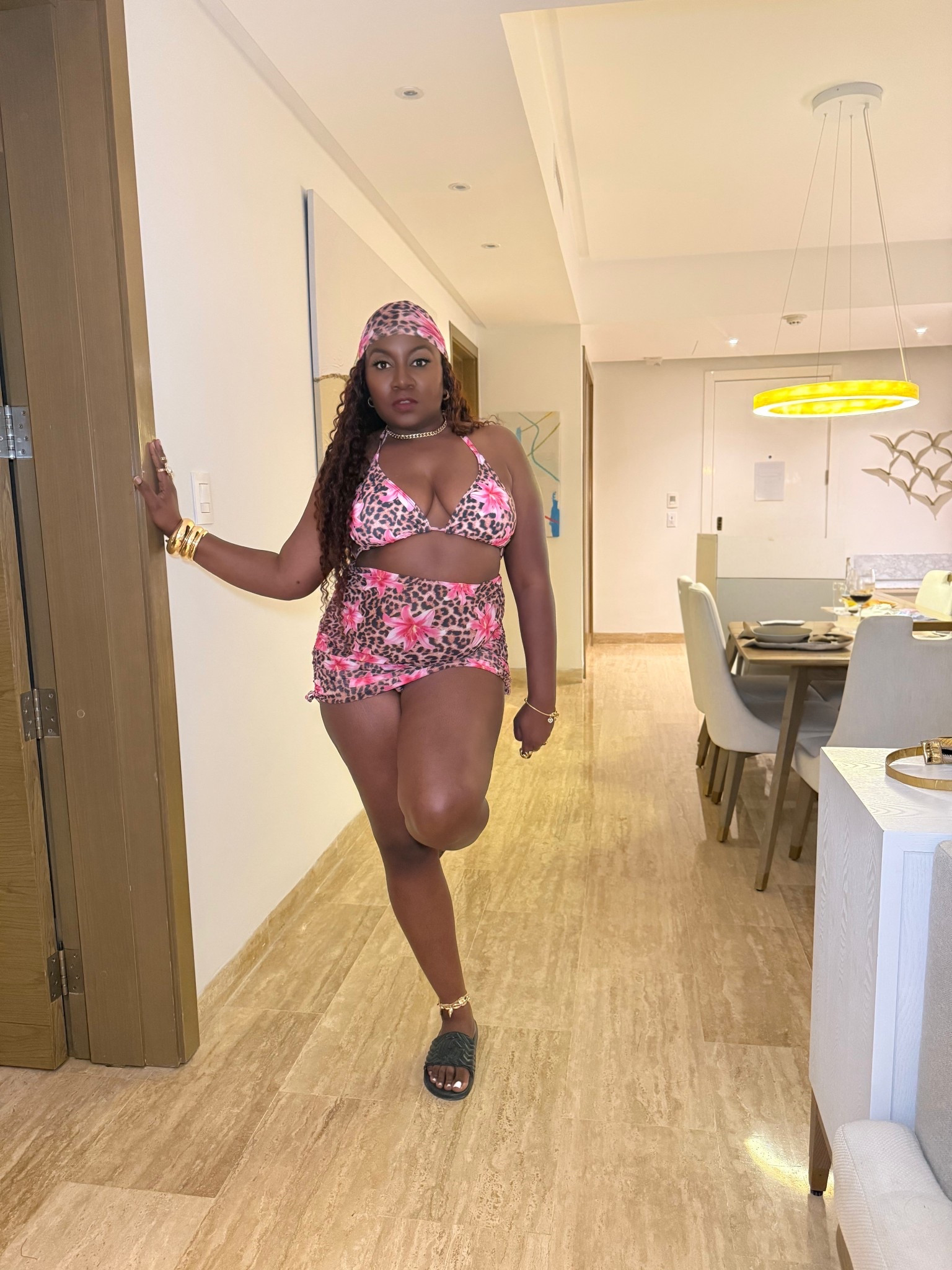 Resort-ready swim that’s actually made for curves 👙🌴
Flattering, supportive, and comfortable for full-figure bodies with a little extra fluff.
Comes with a cute matching cover up and hair scarf so you’re set for the pool, beach, or resort walk-through.
Linked on LTK ✨

#LTKswim #LTKcurves #CurvySwim #FullFigureFashion #ResortWear #VacationFits #CurvyGirls #SwimsuitStyle #BeachReady #SummerStyle