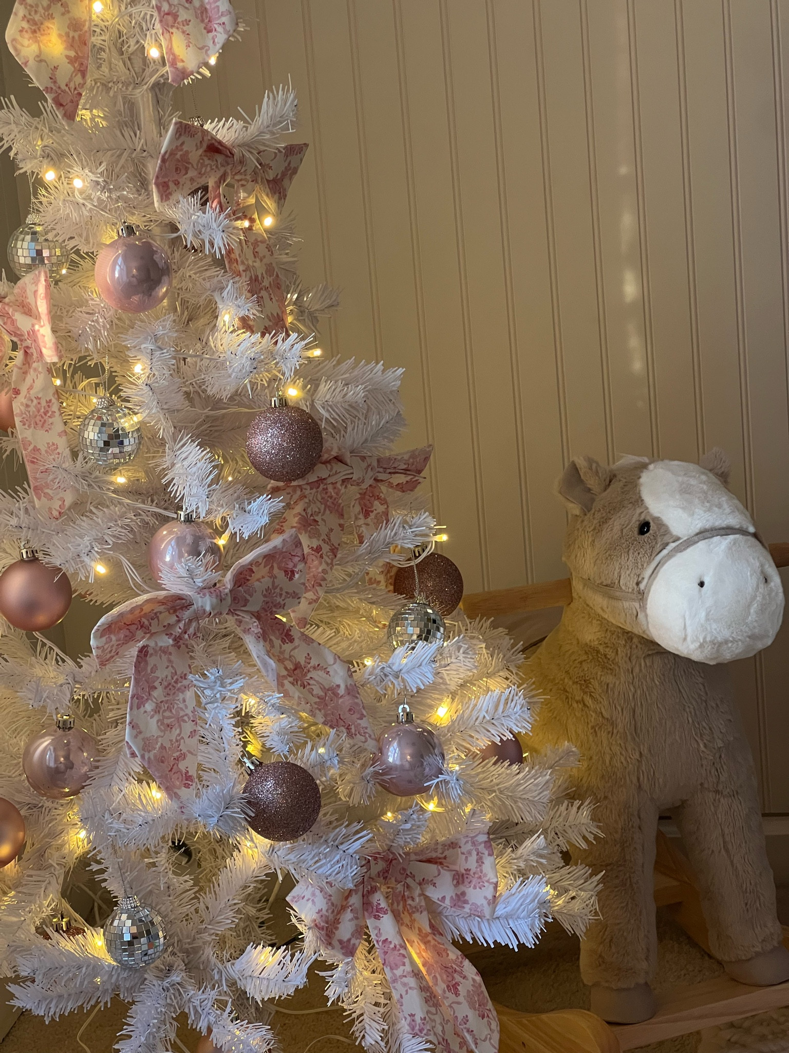 a girly Christmas 🕊️🫶🏻🎀

#LTKHoliday #LTKBaby #LTKSeasonal