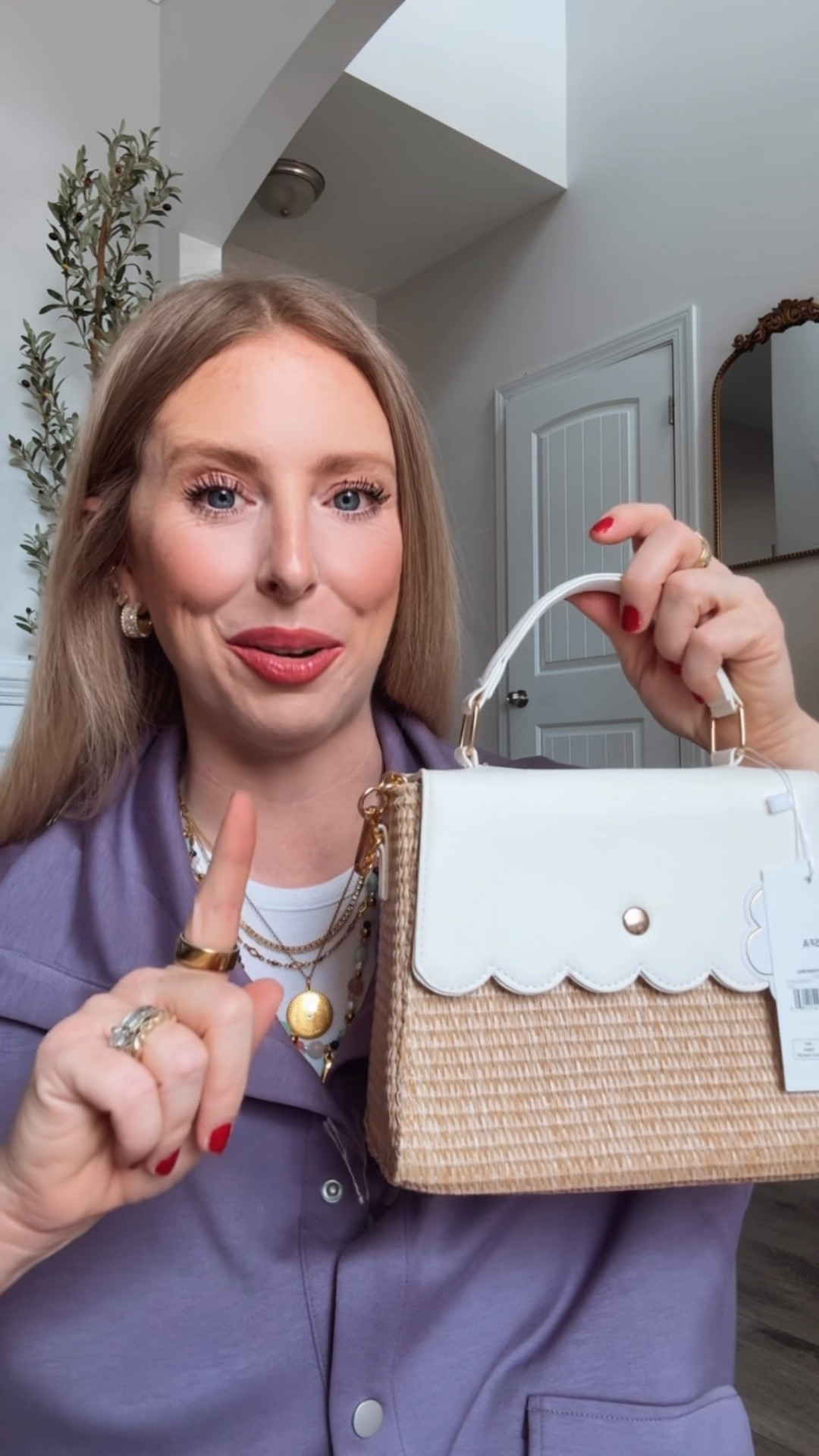  how pretty is this scallop bag from Walmart! ￼

#LTKootd