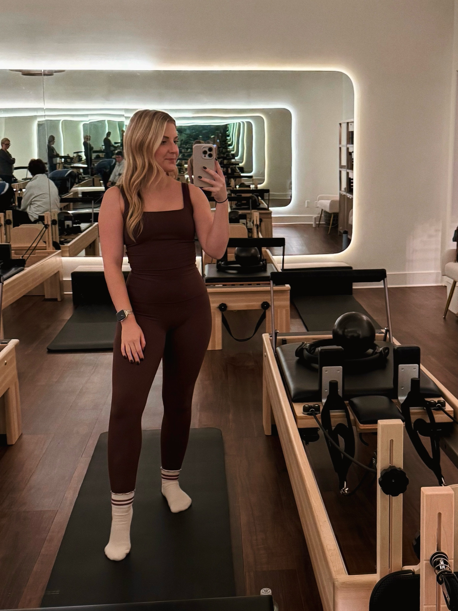 Pilates 🤝 matching set

wearing xs in top and bottom
color taupe

#LTKGiftGuide #LTKFitness #LTKActive