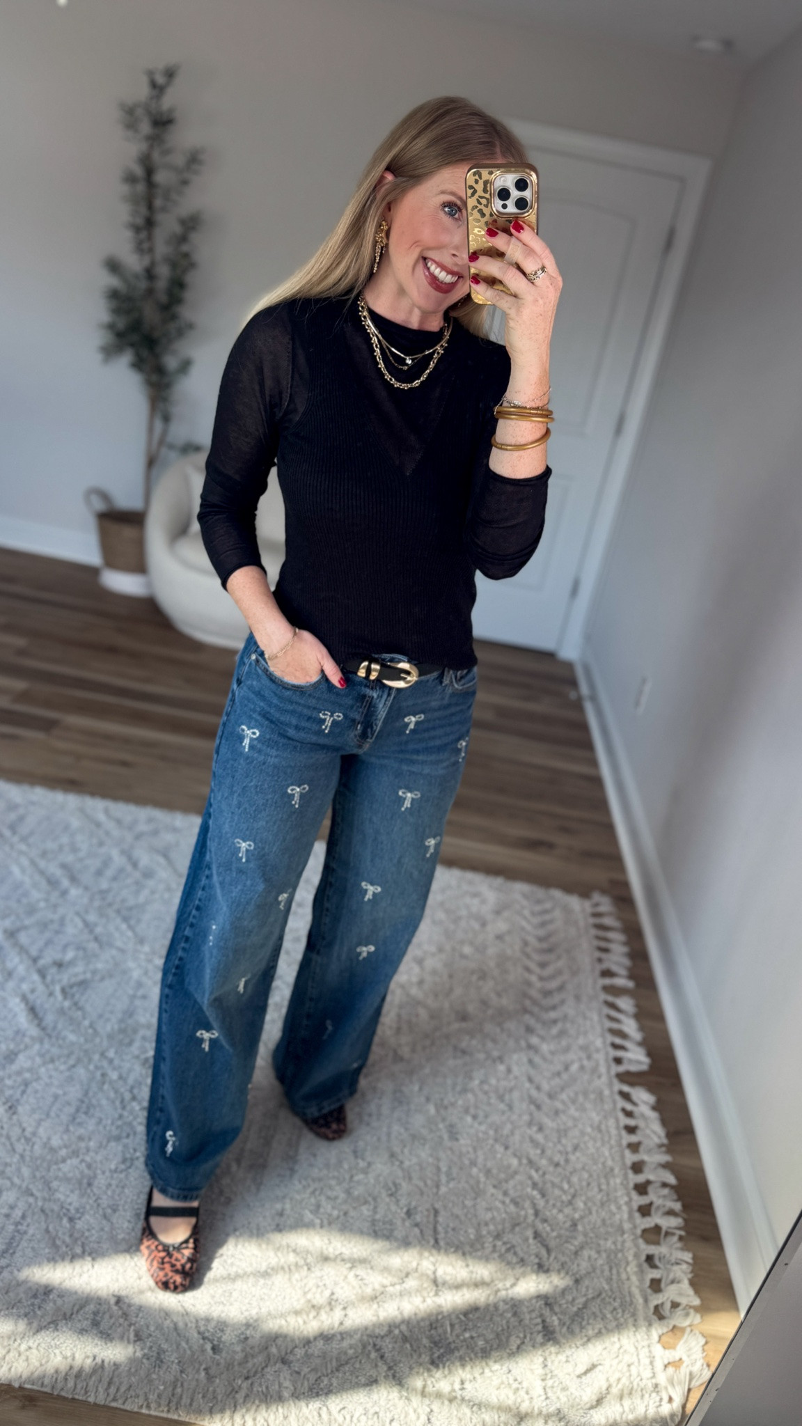 Weekend Walmart Wins try-on
Black mesh top- medium 
Bow jeans- 7

#LTKootd