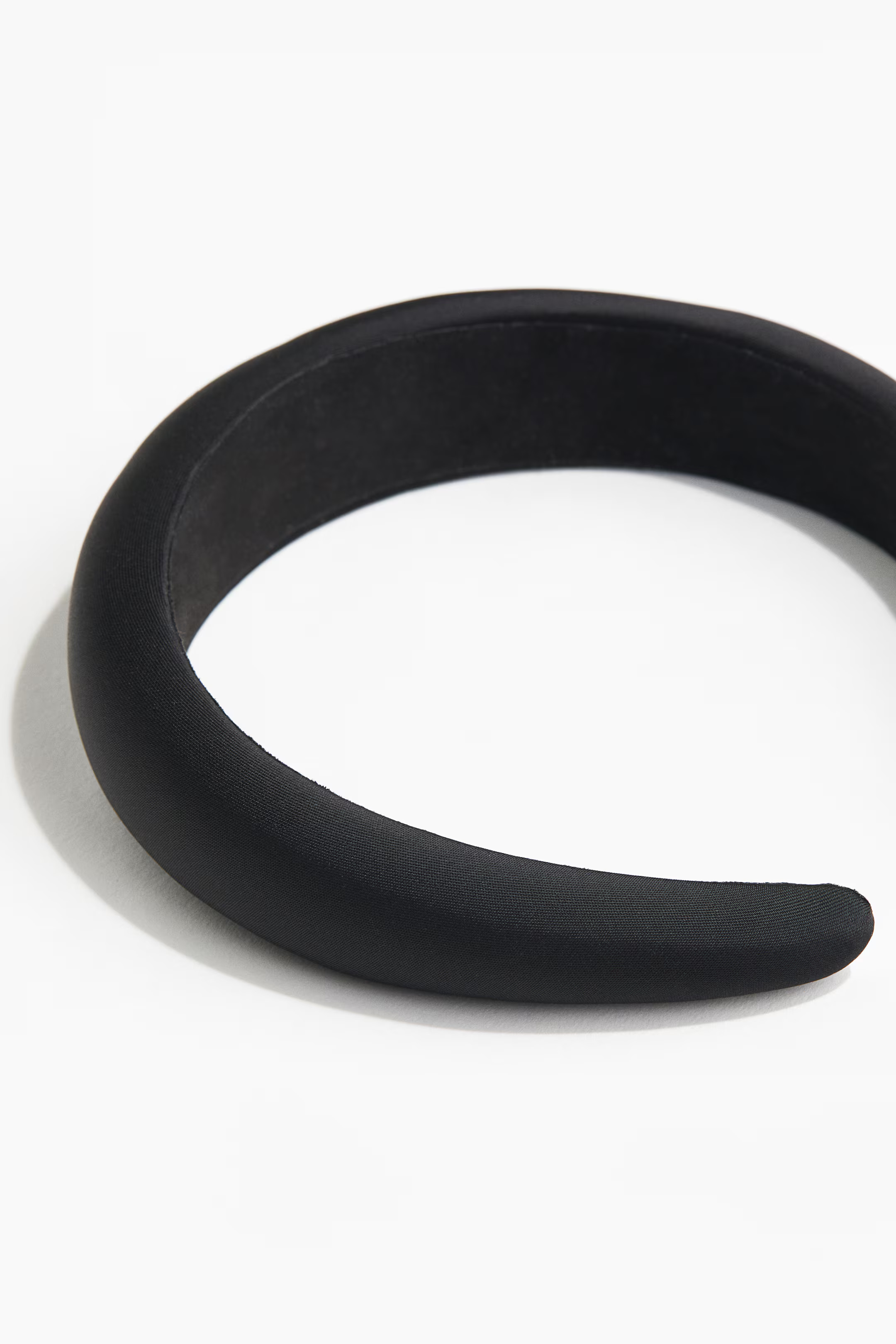 Padded Alice band | H&M (UK, MY, IN, SG, PH, TW, HK)