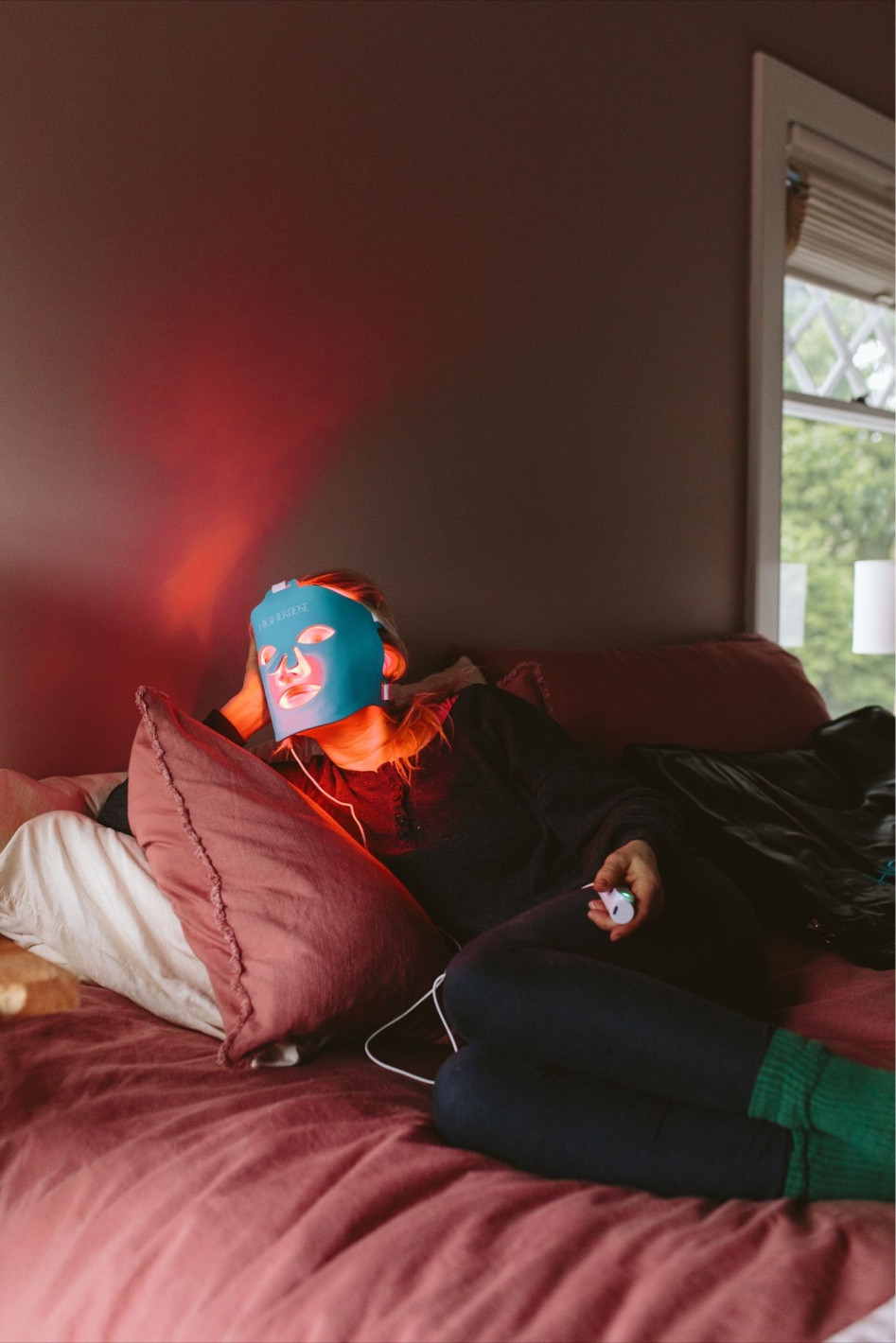 I've been using this @higherdose sauna blanket for 4 years and the infrared face mask for the past year and am a HUGE fan. Adding these two to my beauty biohacking routine has been incredibly mood-boosting. The best part? They're now available at @sephora, along with a bunch of other HigherDose essentials, so you can easily bring these home the next time you're re-ordering your go-to moisturizer or mascara. Linked in stories and in my bio if you want to join me and try out one of my favorite self-care rituals 🙂 

#LTKover40 #LTKbeauty #LTKGiftGuide