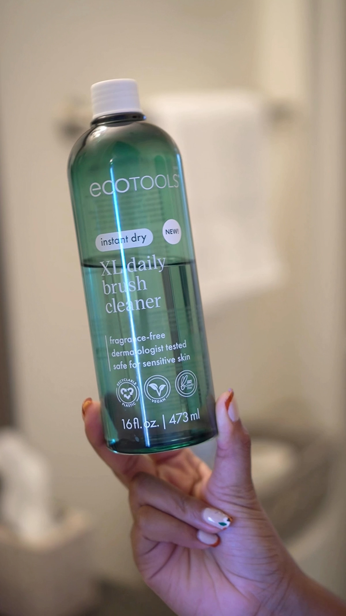 Highly recommend this brush cleanser to keep your brushes clean in between your deep cleans ✨💚 #beautyfind

#LTKSeasonal #LTKStyleTip #LTKBeauty