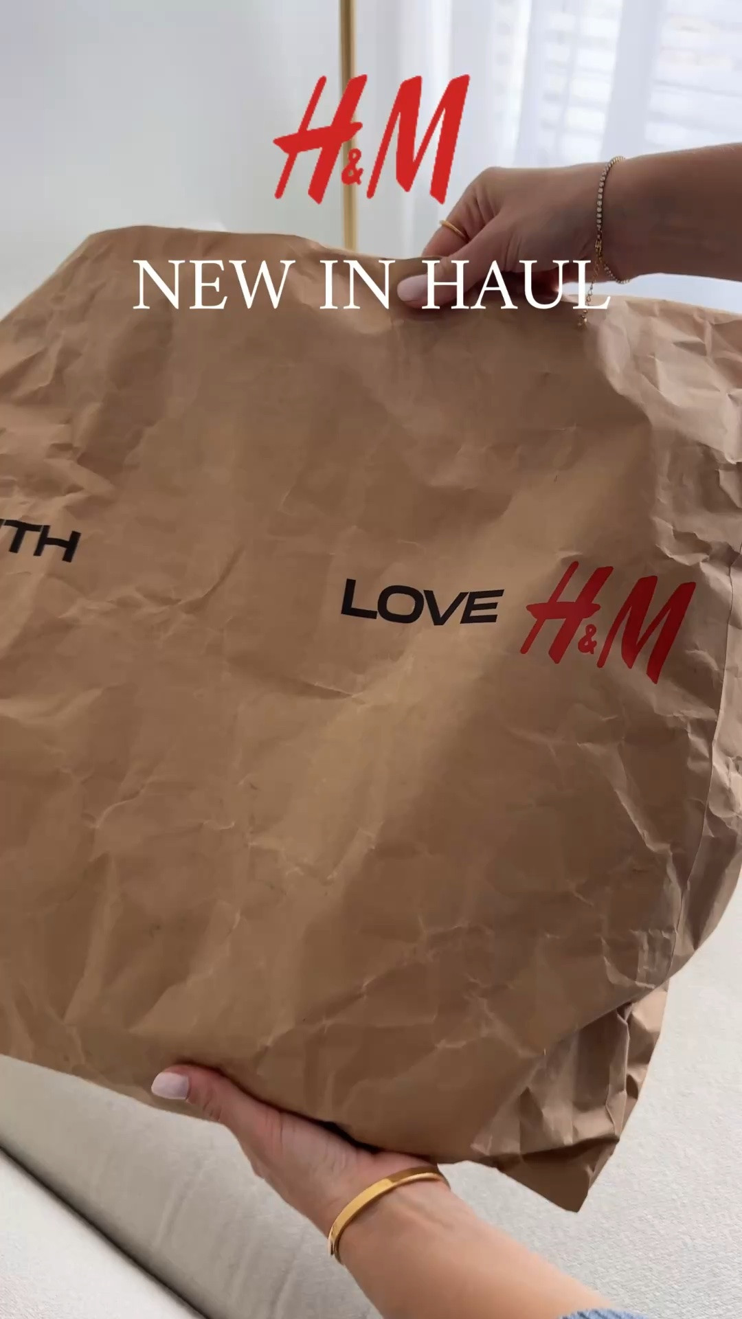 H&M new in haul 💛 everything is SO good!!
That black dress… wow, perfect for summer 🖤
And the first outfit…I am OBSESSED 😍

#LTKspring #LTKsummer #LTKstyletip