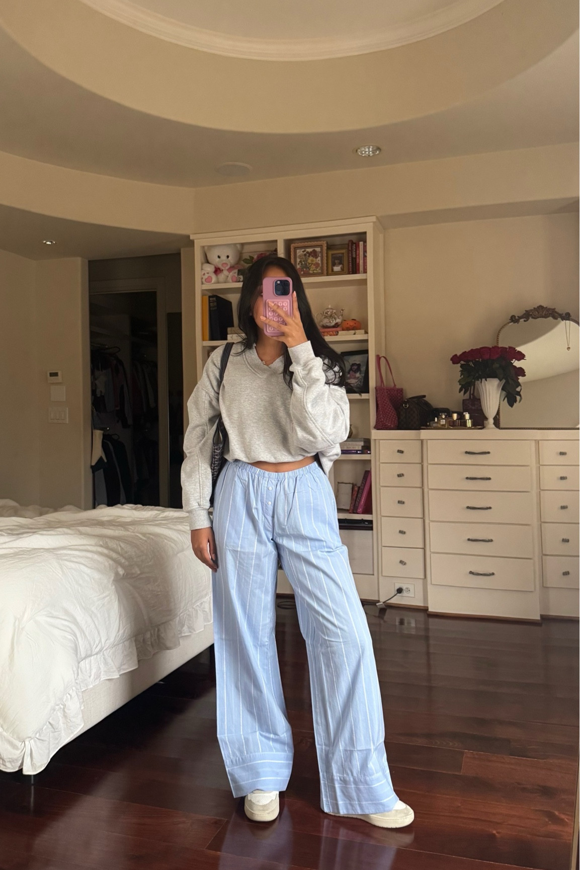 Comfy outfit idea. Aerie Downtime V-Neck Sweatshirt.  Aerie Off-Duty Poplin Trouser PJ  #outfit #fit #OOTD #comfyoutfits #outfitinspo #outfitideas #outfitinspiration

#LTKSaleAlert #LTKStyleTip #LTKActive