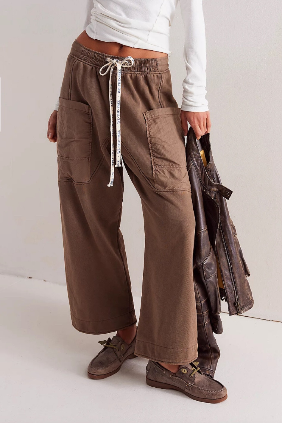 Cocoa colored comfy terry sweatpants 

#LTKTravel #LTKSeasonal