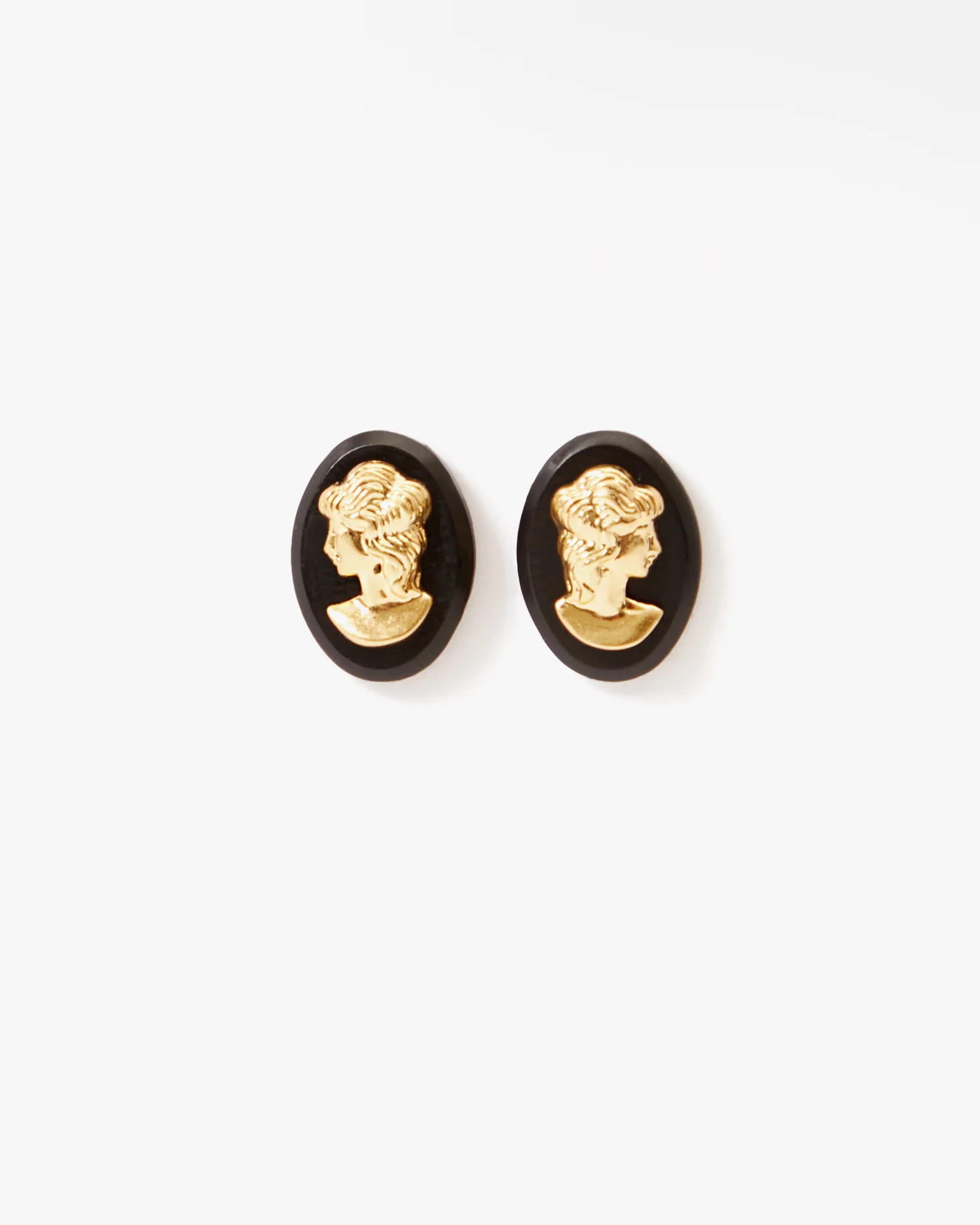 Cameo Stud Earrings | Clare V.