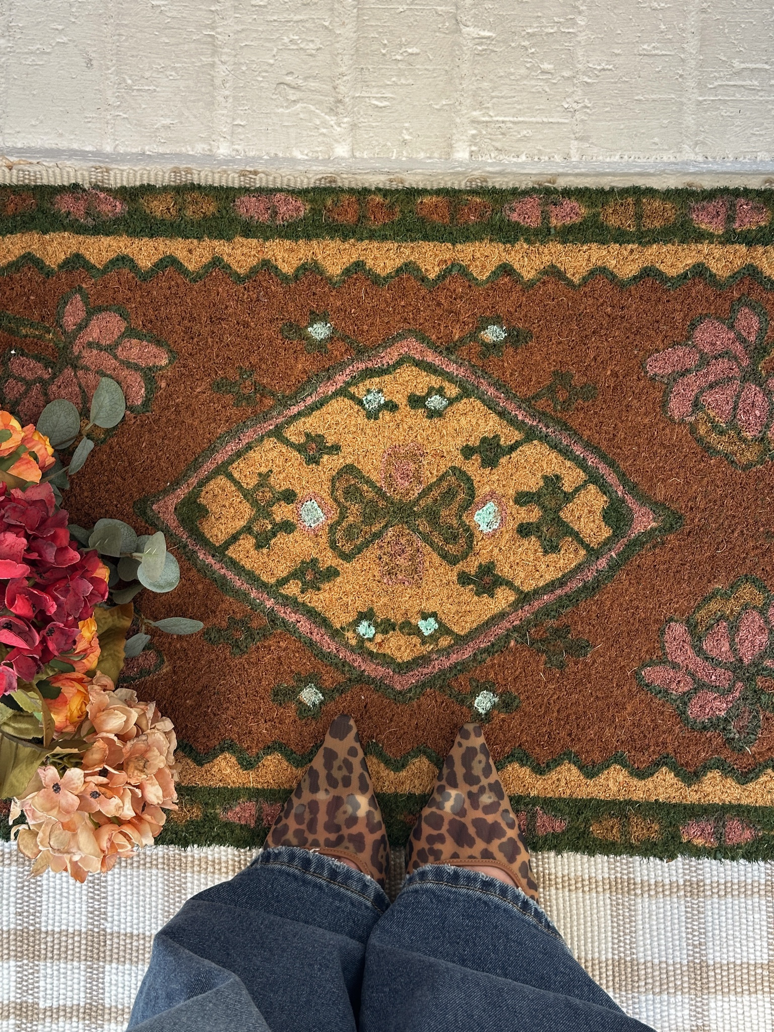 It’s the first day of fall🍁 and I picked up this new doormat from Walmart✨ I just loved how  it looks like a brand new season Walmart, doormat, fall, thestyledseason, autumn, Amazon 

#LTKstyletip #LTKSeasonal #LTKfindsunder50