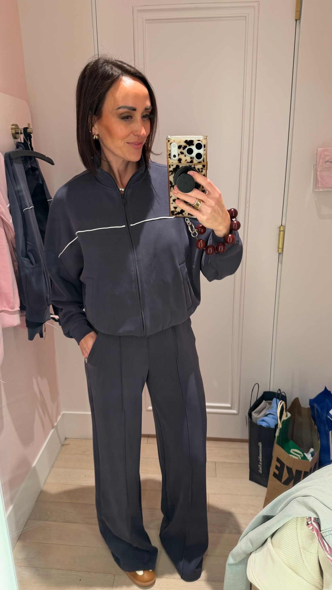 Xs top, small bottoms. They didn’t have Xs but was hoping length would be shorter. These are regular but also come in tall  

#LTKOver40 #LTKPetite #LTKSpringSale